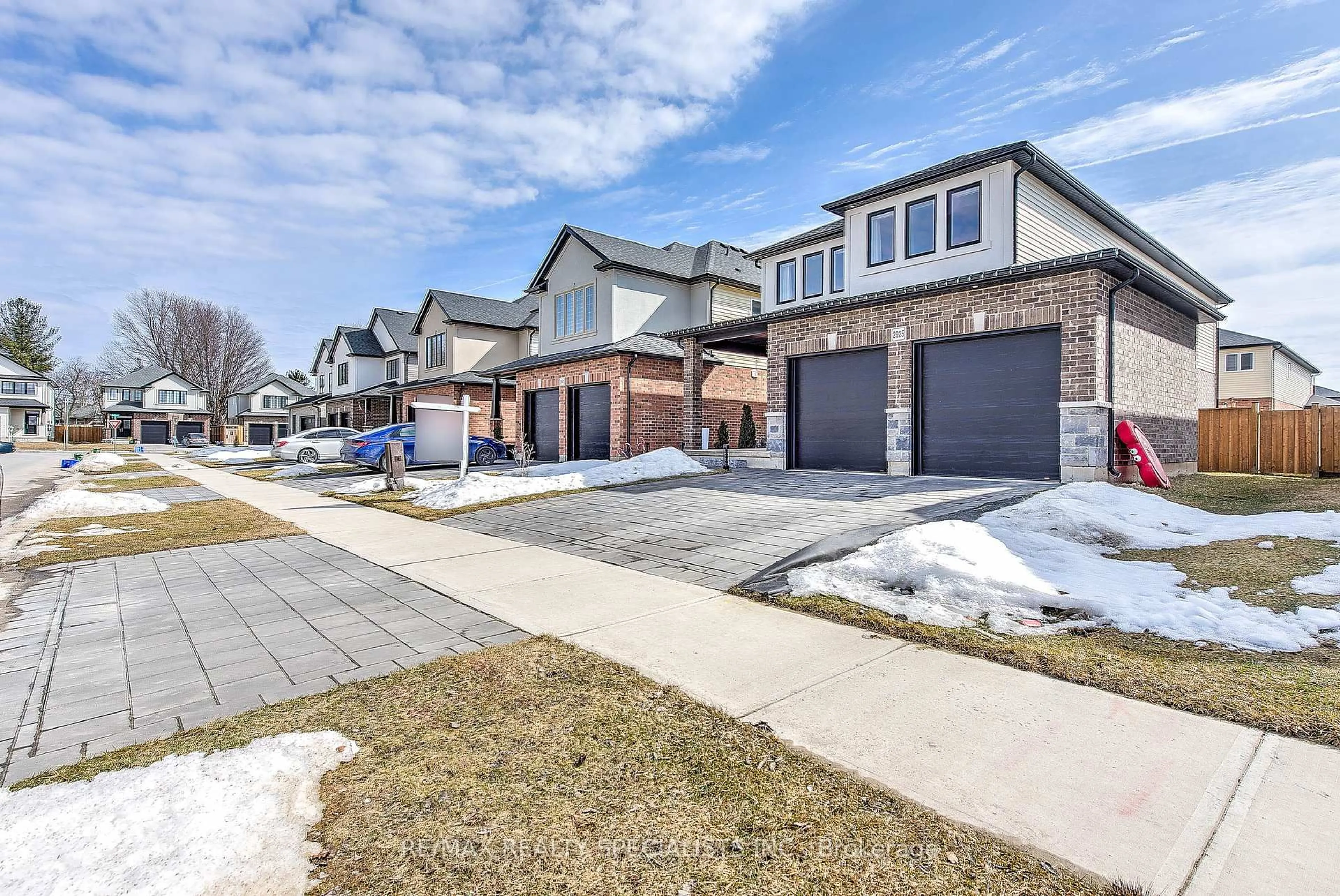 Home with brick exterior material, street for 2925 Lemieux Walk, London South Ontario N6M 0H2