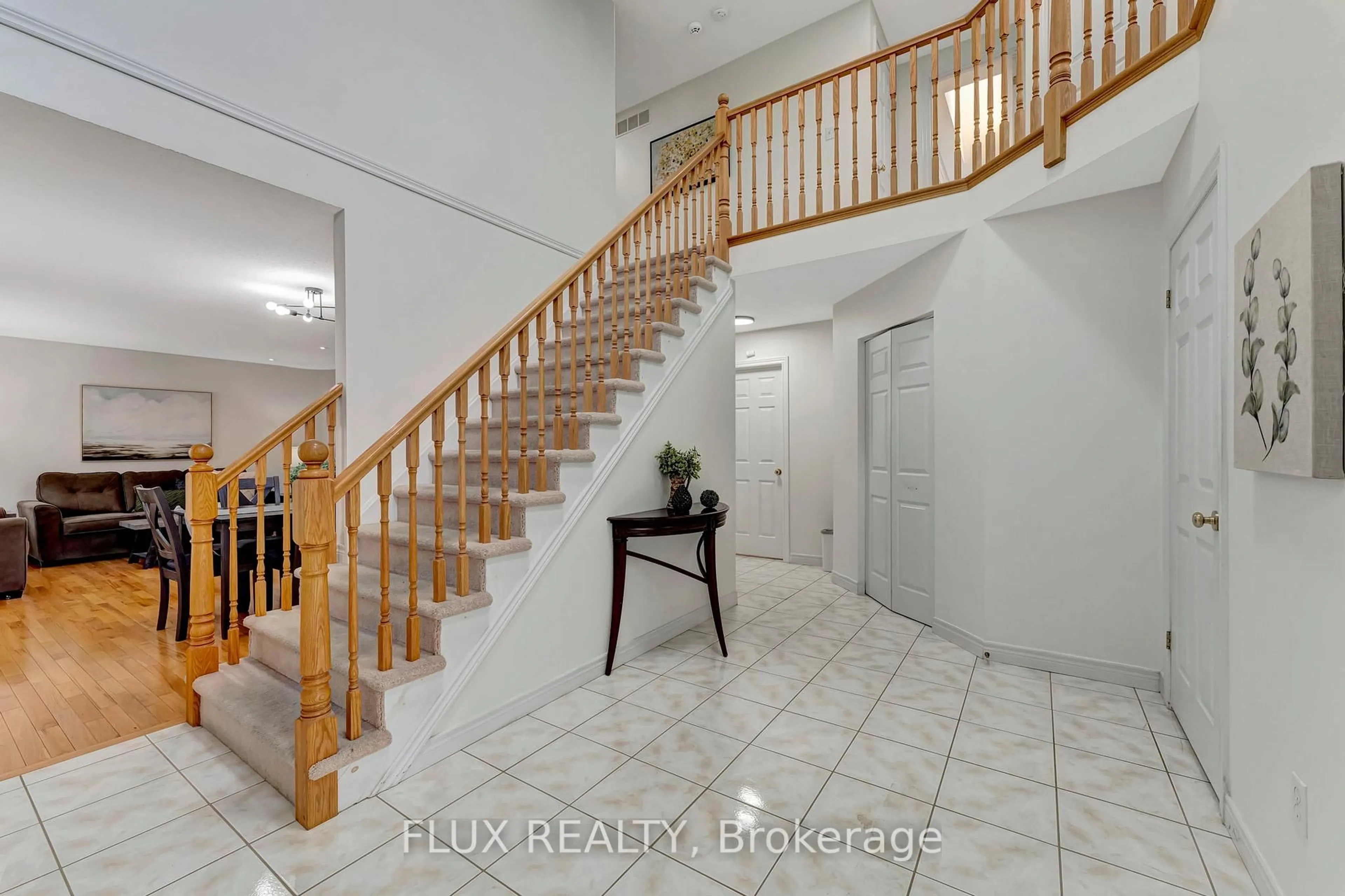 Unknown for 509 PINE HOLLOW Crt, Kitchener Ontario N2R 1T3