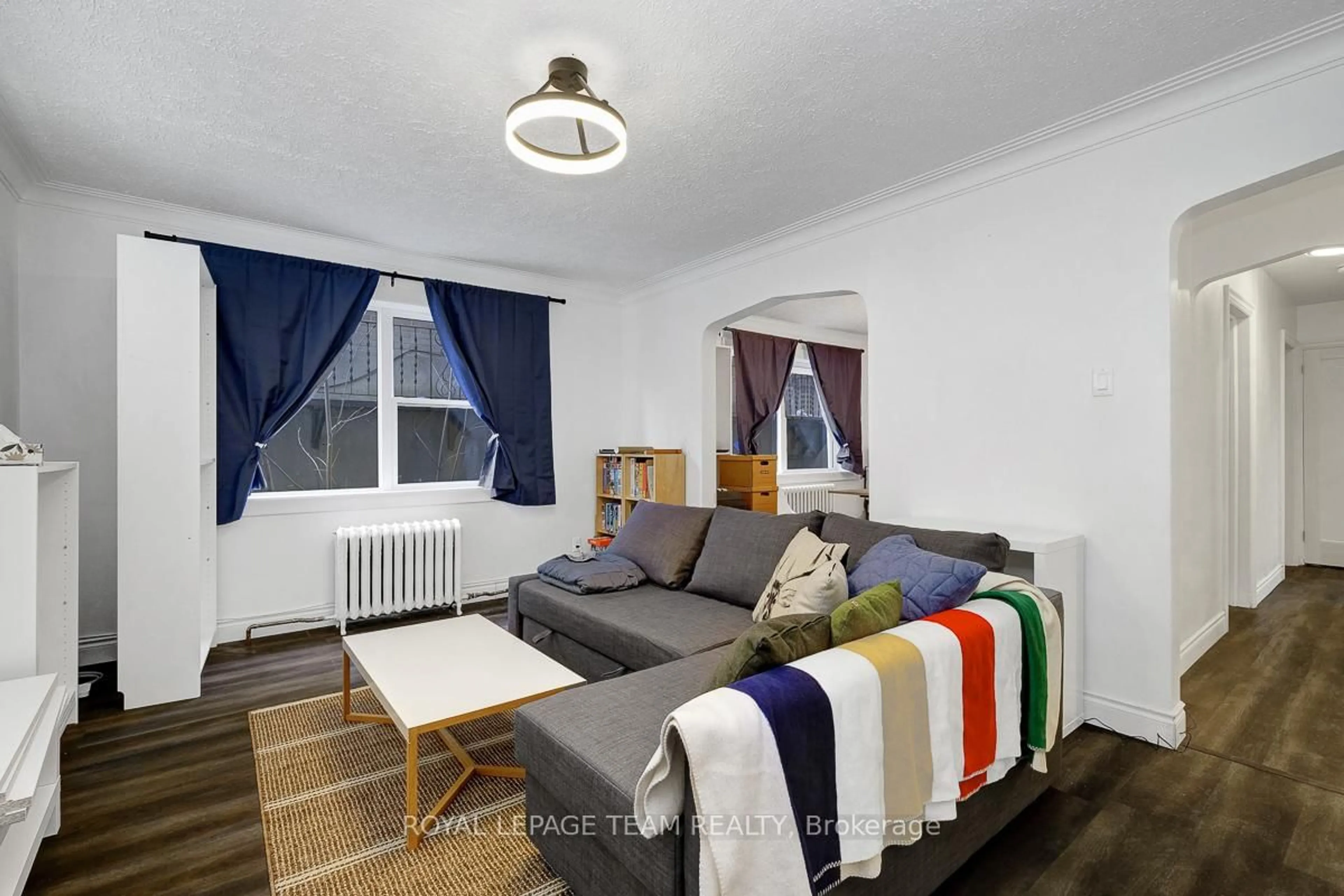 Living room with furniture, unknown for 383 Main St, Ottawa Ontario K1S 1E2