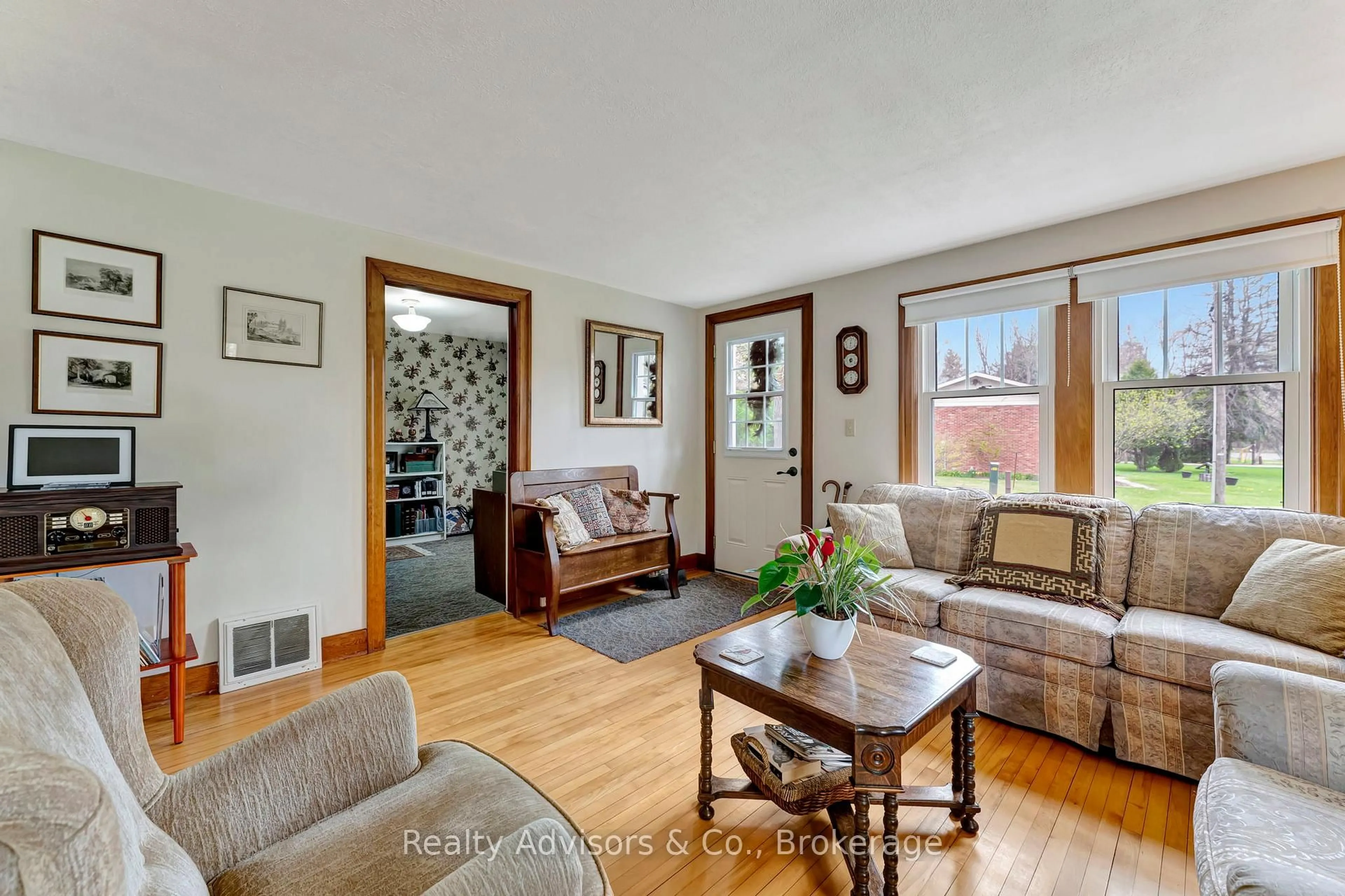 Living room with furniture, unknown for 1077 La Plante Rd, Tillsonburg Ontario N4G 4G9