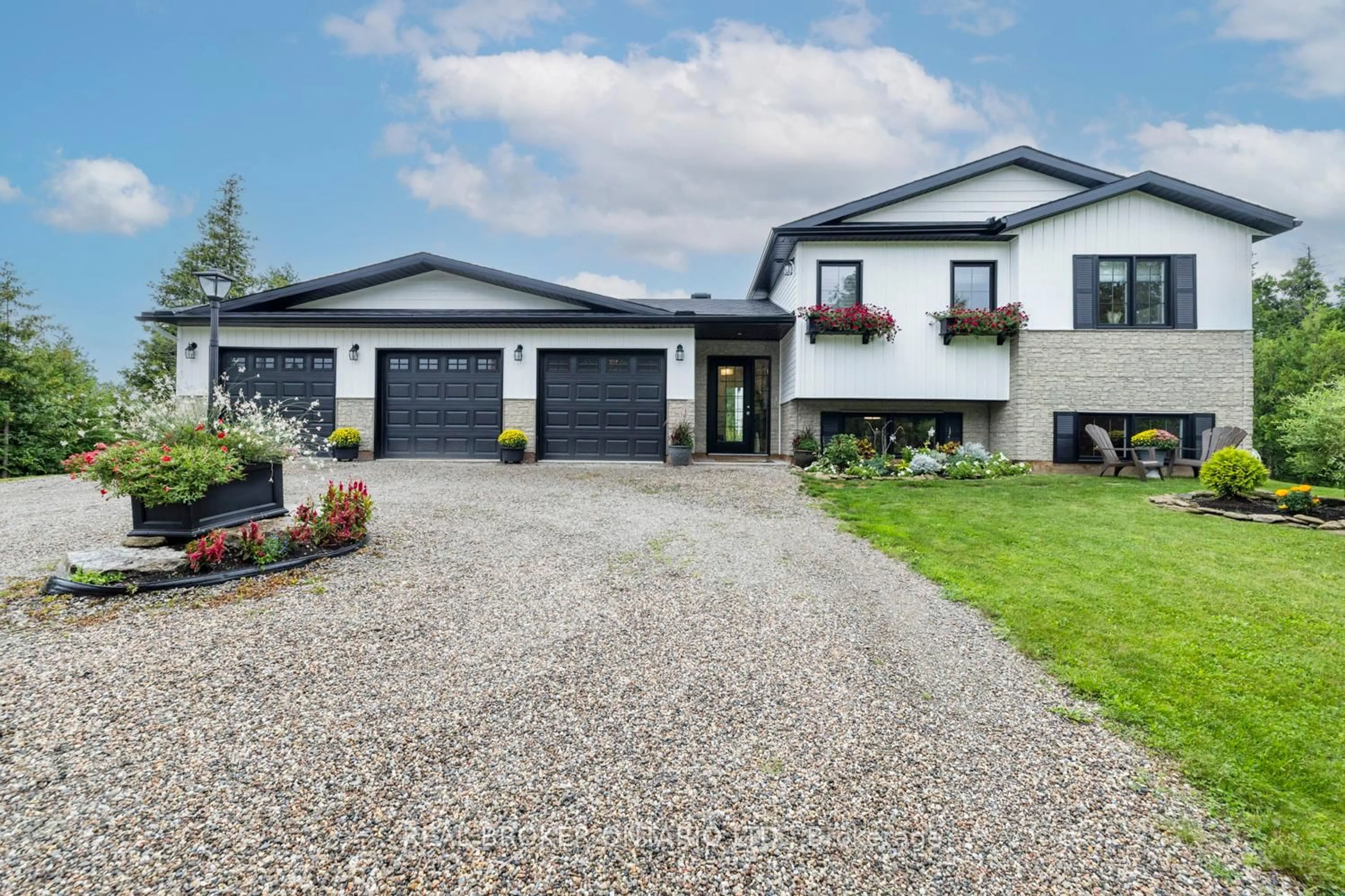 A pic from outside/outdoor area/front of a property/back of a property/a pic from drone, street for 486 CODE Dr, Smiths Falls Ontario K7A 4S6