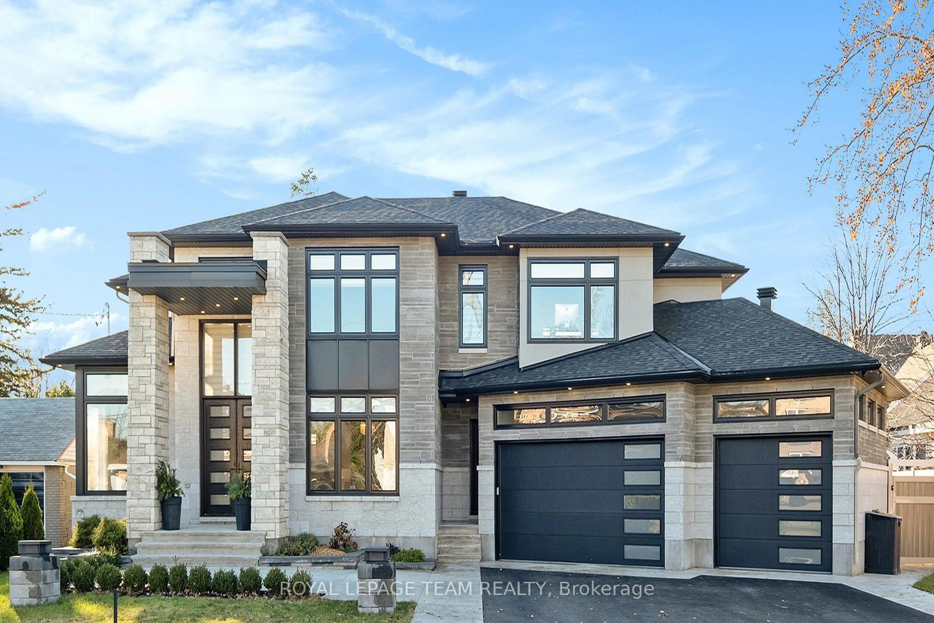 Home with brick exterior material, street for 1670 ORTONA Ave, Ottawa Ontario K2C 1W7