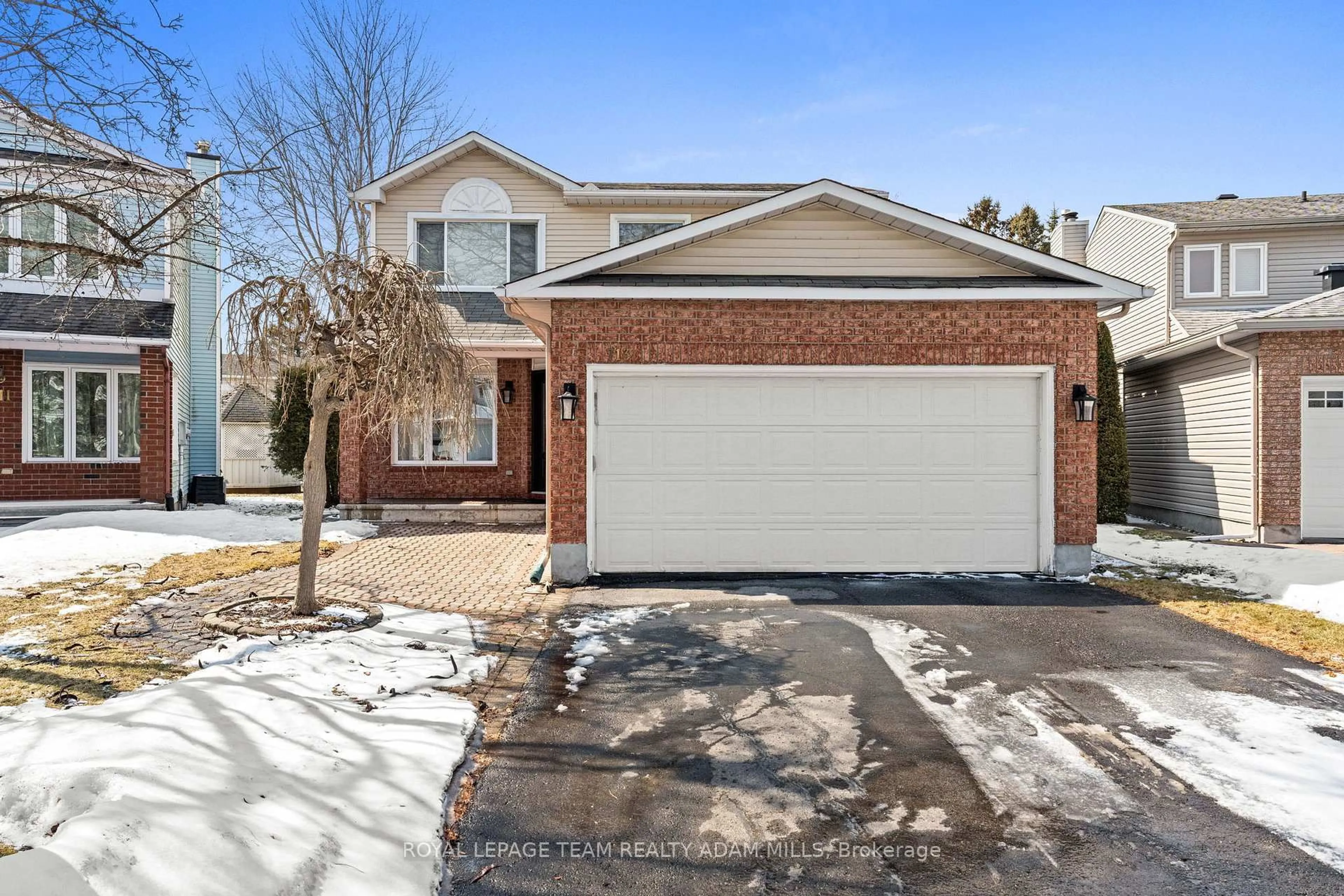 Home with brick exterior material, street for 713 Farmbrook Cres, Orleans Ontario K4A 2L6