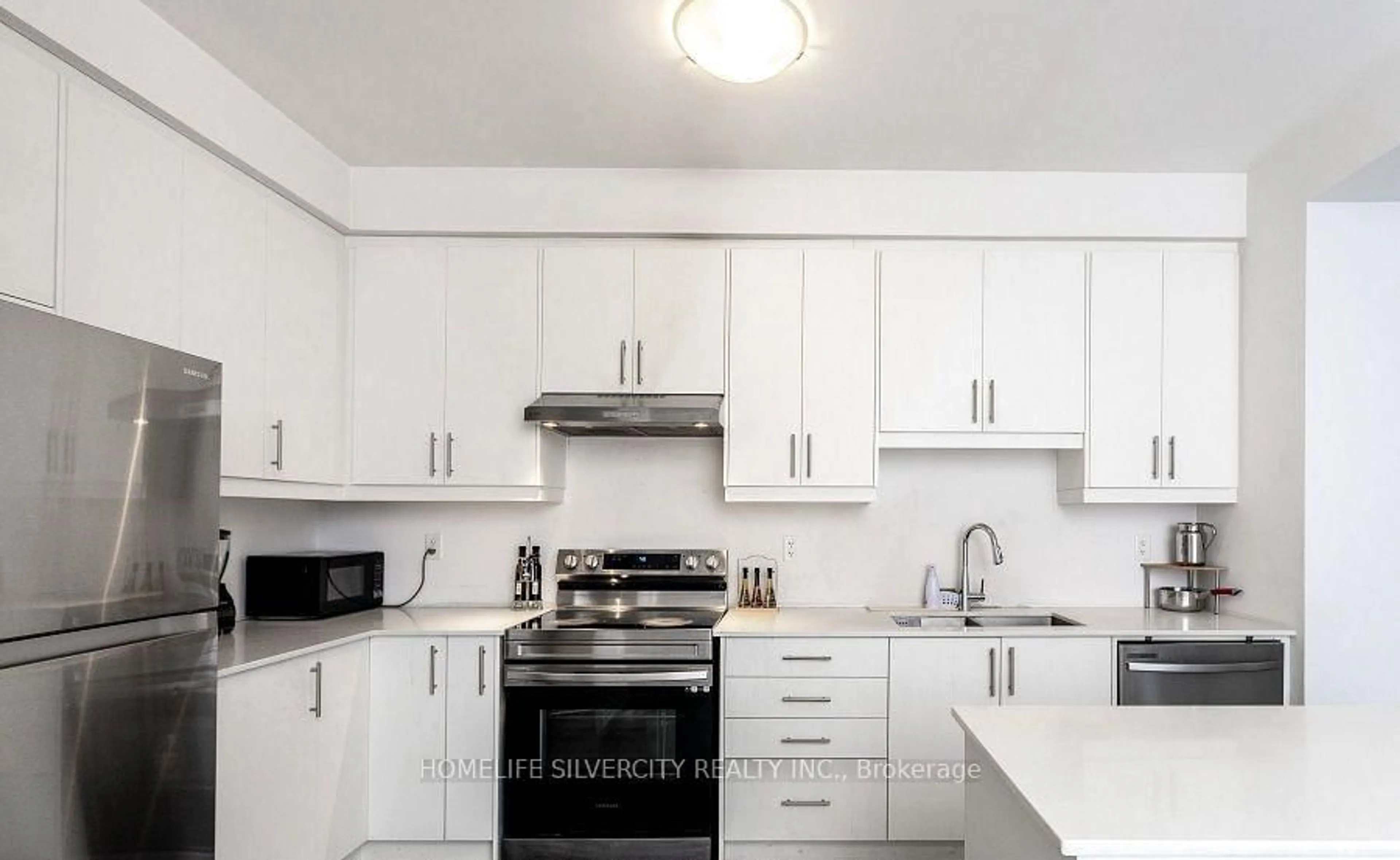 Standard kitchen, unknown for 50 June  Callwood Way, Brantford Ontario N3T 0T7