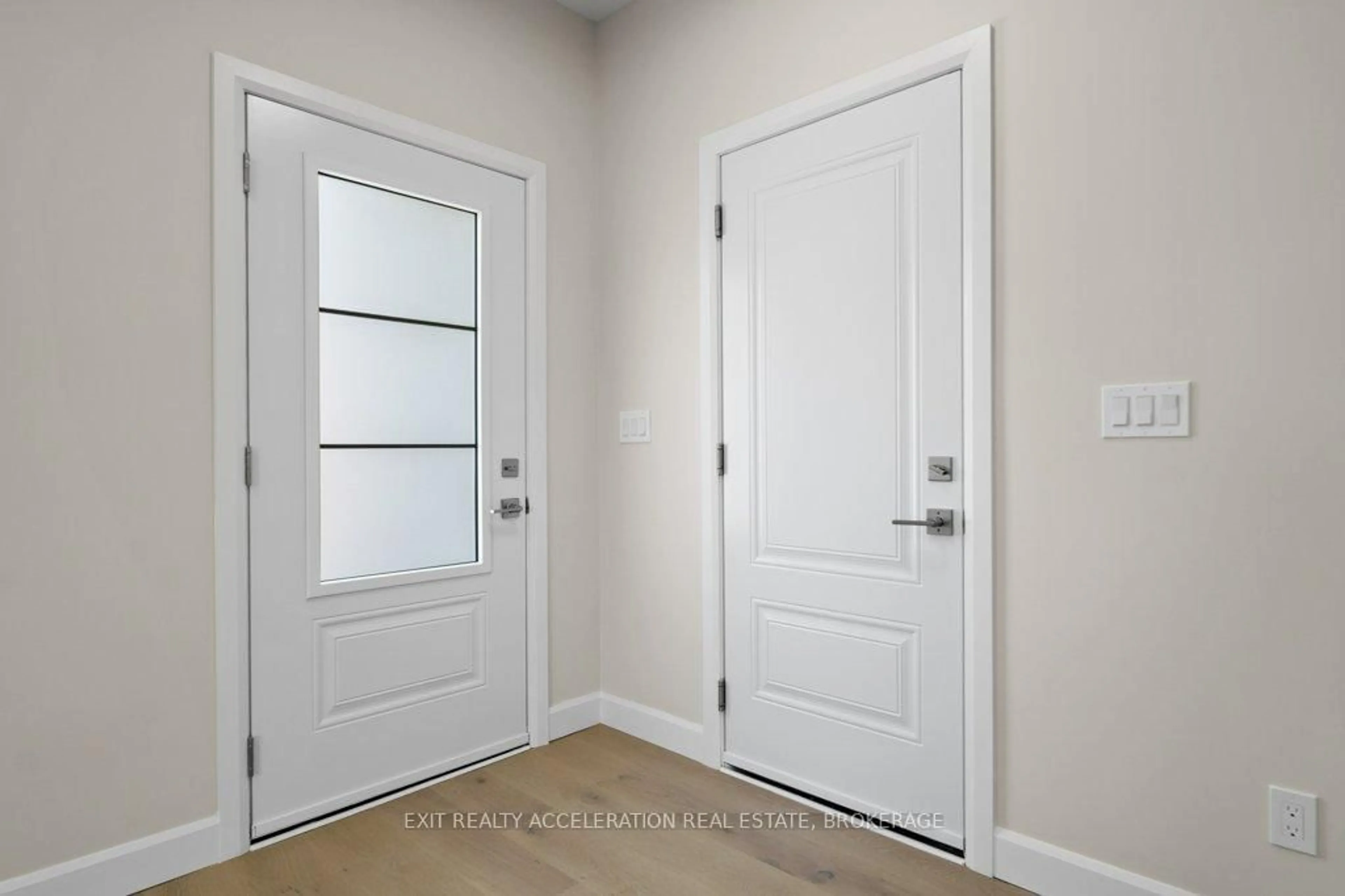 Indoor entryway for 16 Palace Rd, Greater Napanee Ontario K7R 1A3