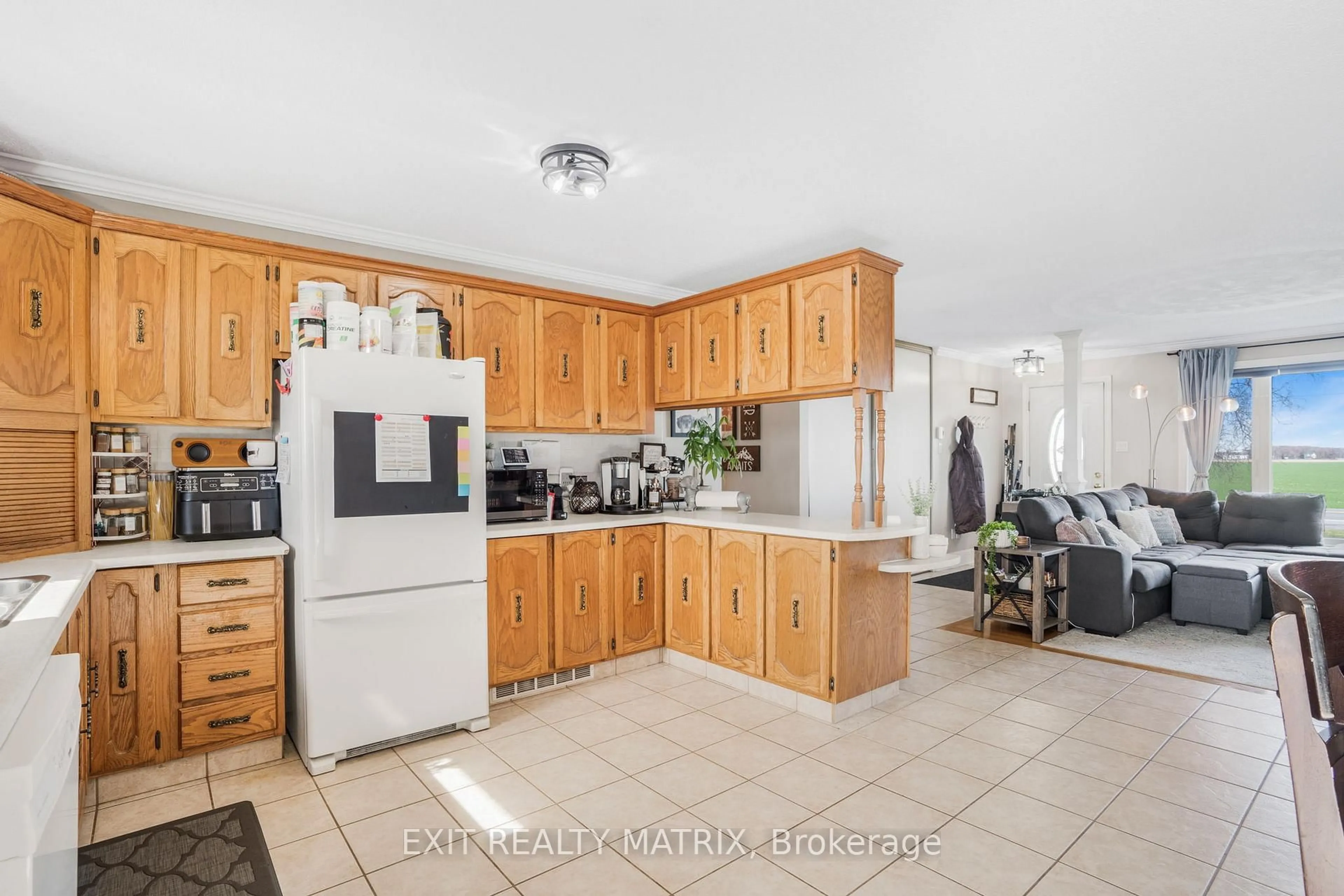 Unknown for 1688 Ste-Marie Rd, Russell Ontario K0A 1W0