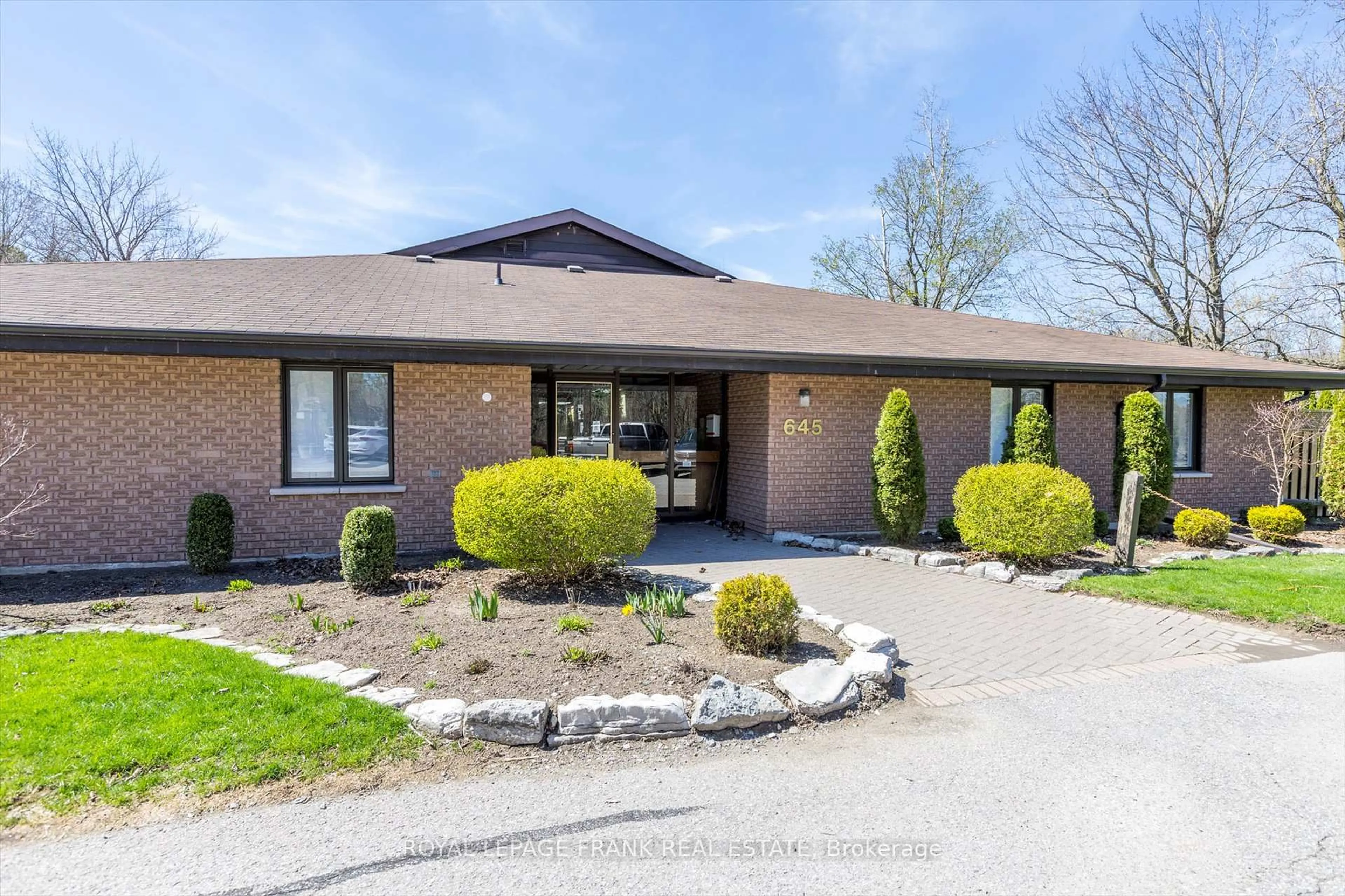 Home with brick exterior material, unknown for 645 Whitaker St #8, Peterborough East Ontario K9H 7L5
