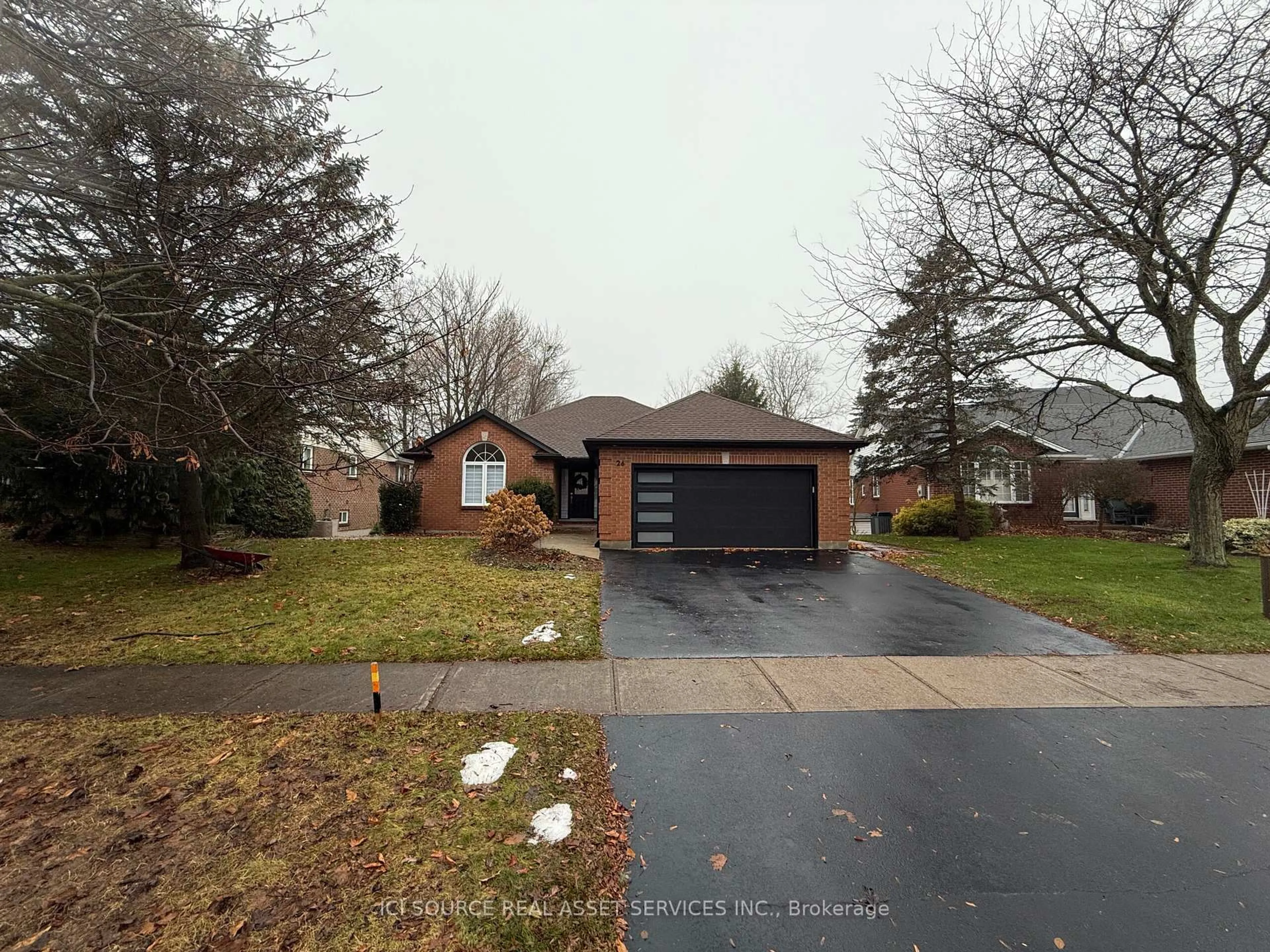Home with brick exterior material, street for 26 Oakridge Blvd, Pelham Ontario L0S 1J0