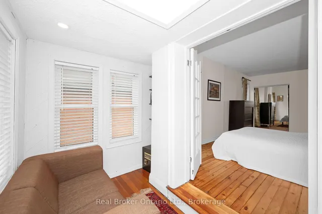 Additional property image - 300 Charlton Ave