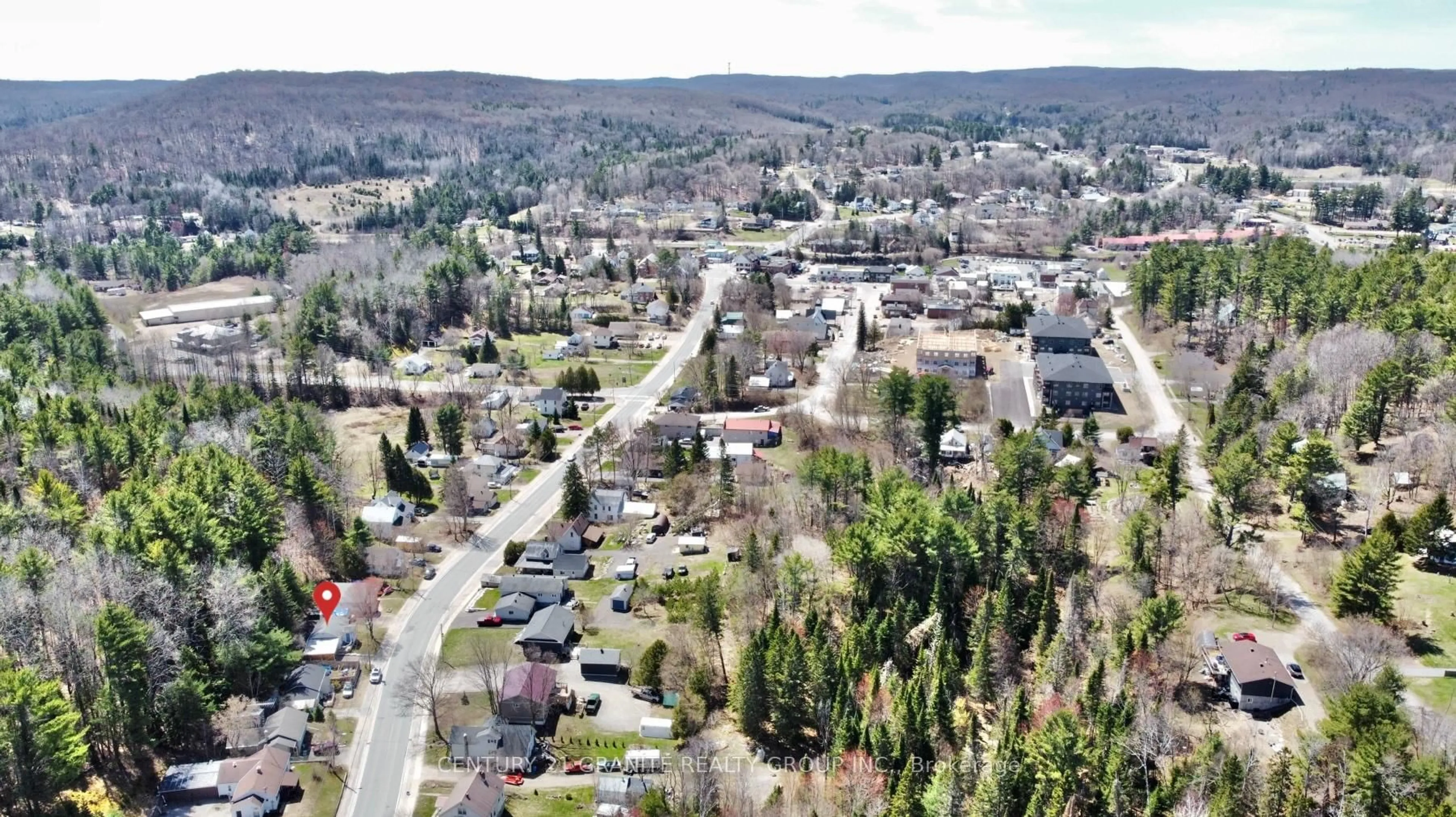 A pic from outside/outdoor area/front of a property/back of a property/a pic from drone, mountain view for 61 Bridge St, Bancroft Ontario K0L 1C0