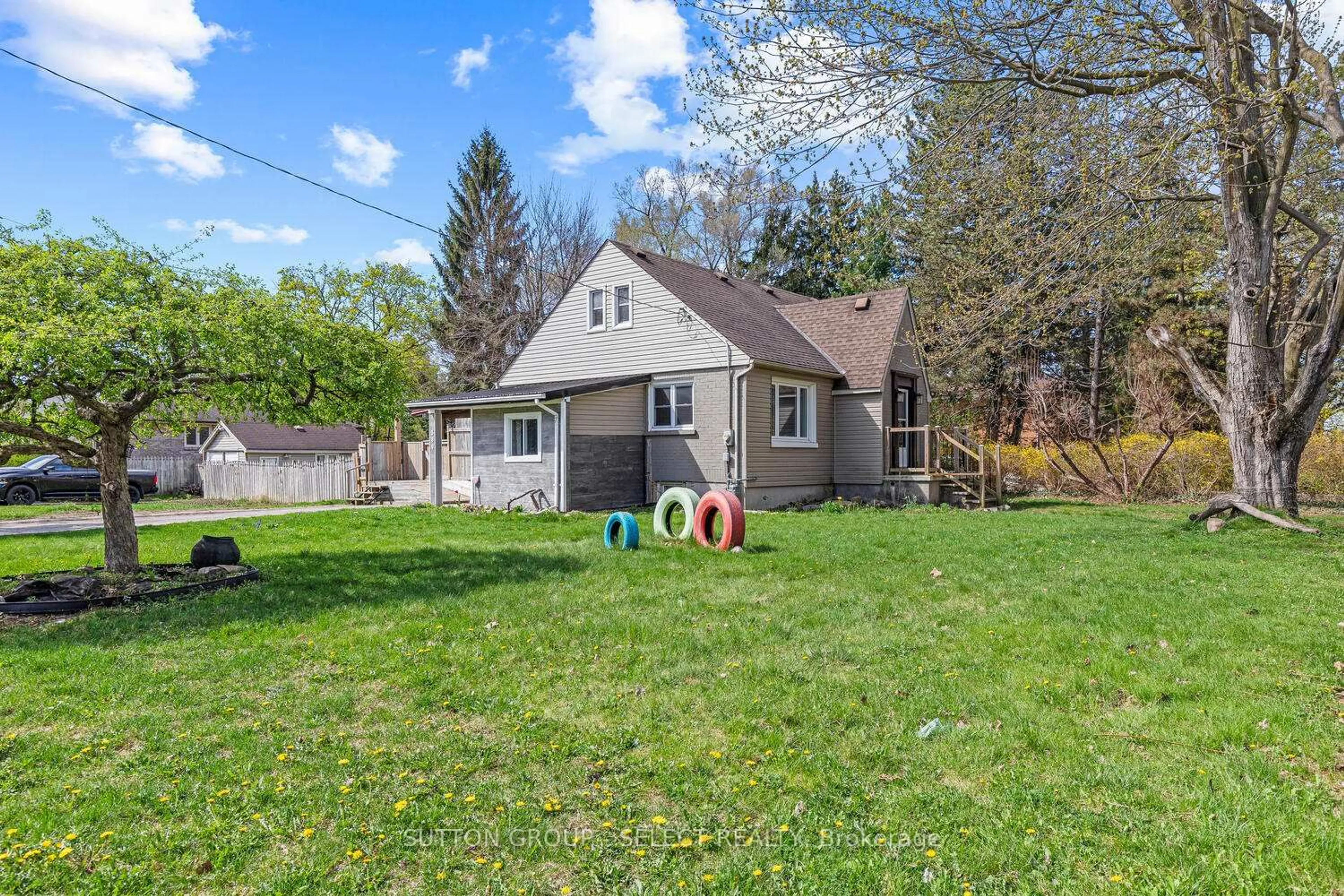 Unknown for 389 Northbrae Dr, London East Ontario N5Y 2G9