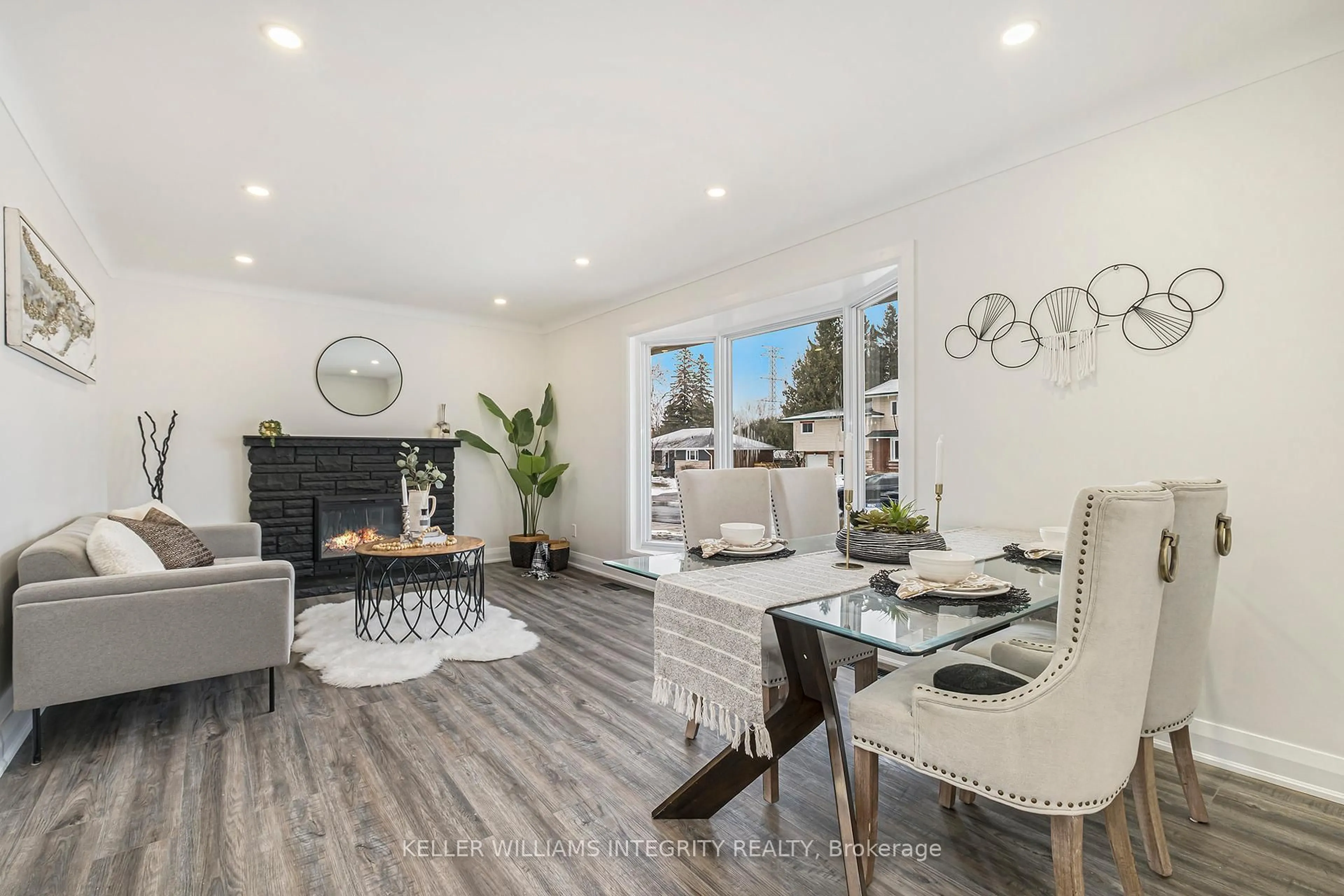 Living room with furniture, unknown for 71 Majestic Dr, Nepean Ontario K2G 1C9