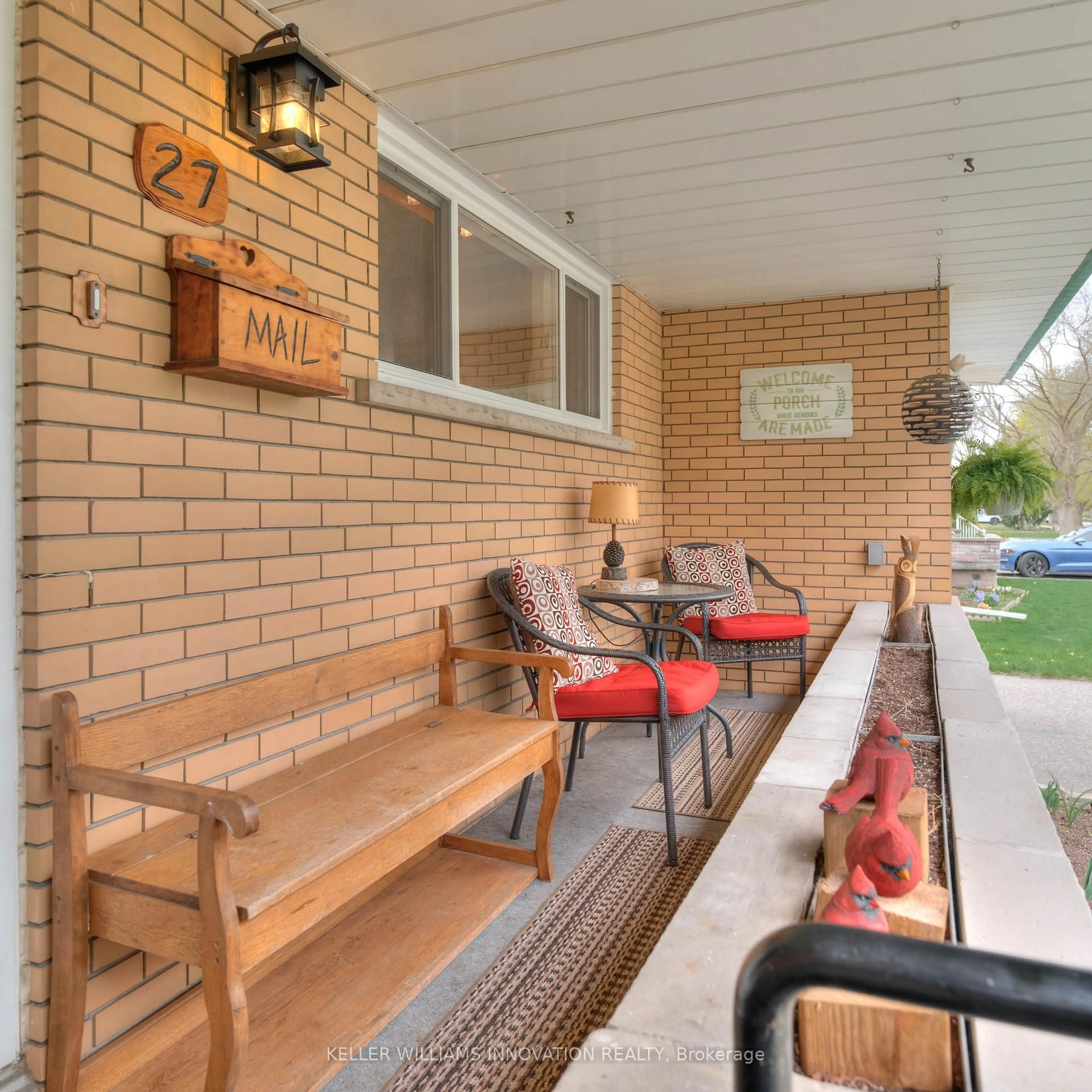 Patio, street for 27 Massey Ave, Kitchener Ontario N2C 1M4