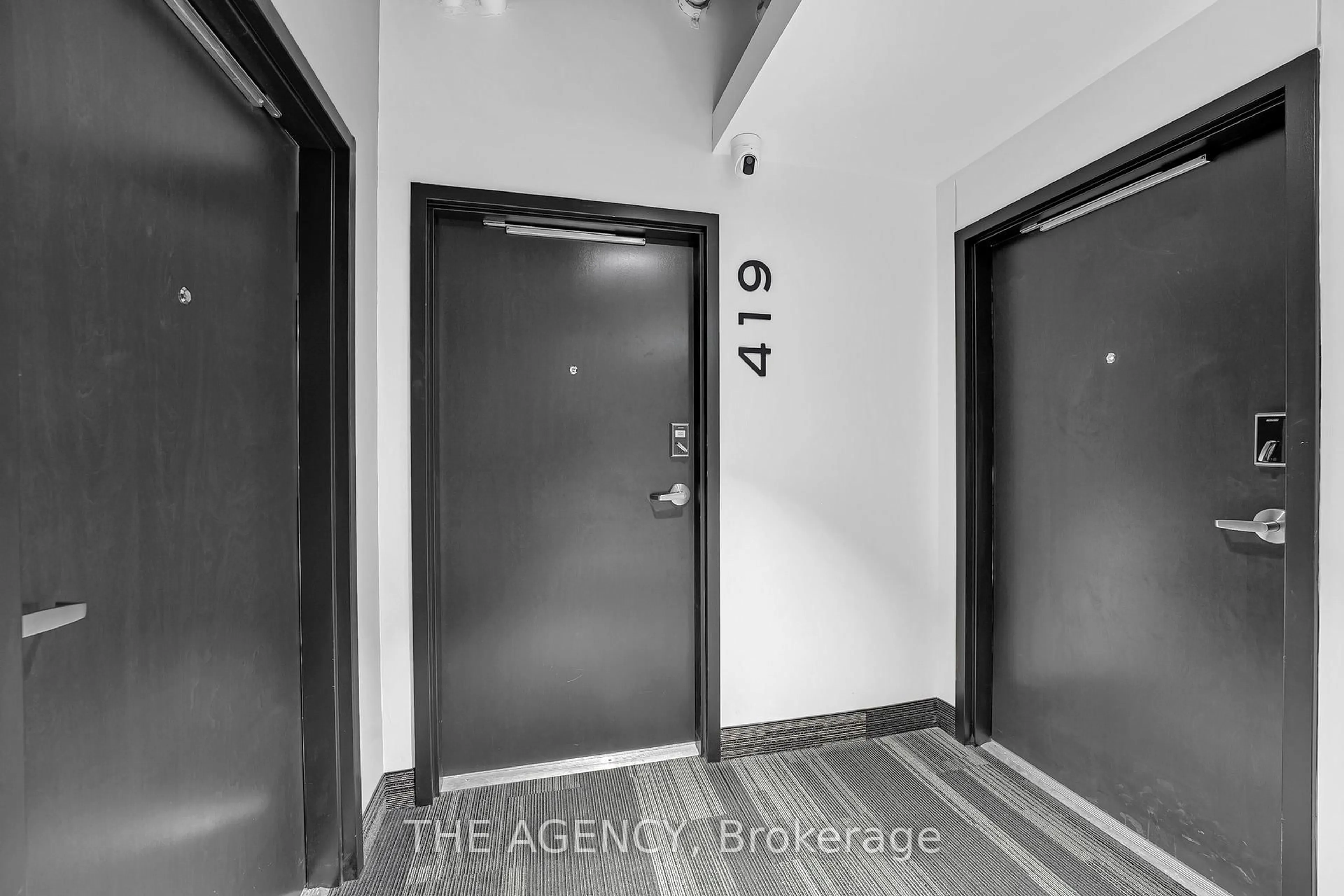 Indoor entryway for 120 Huron St #419, Guelph Ontario N1E 0T8