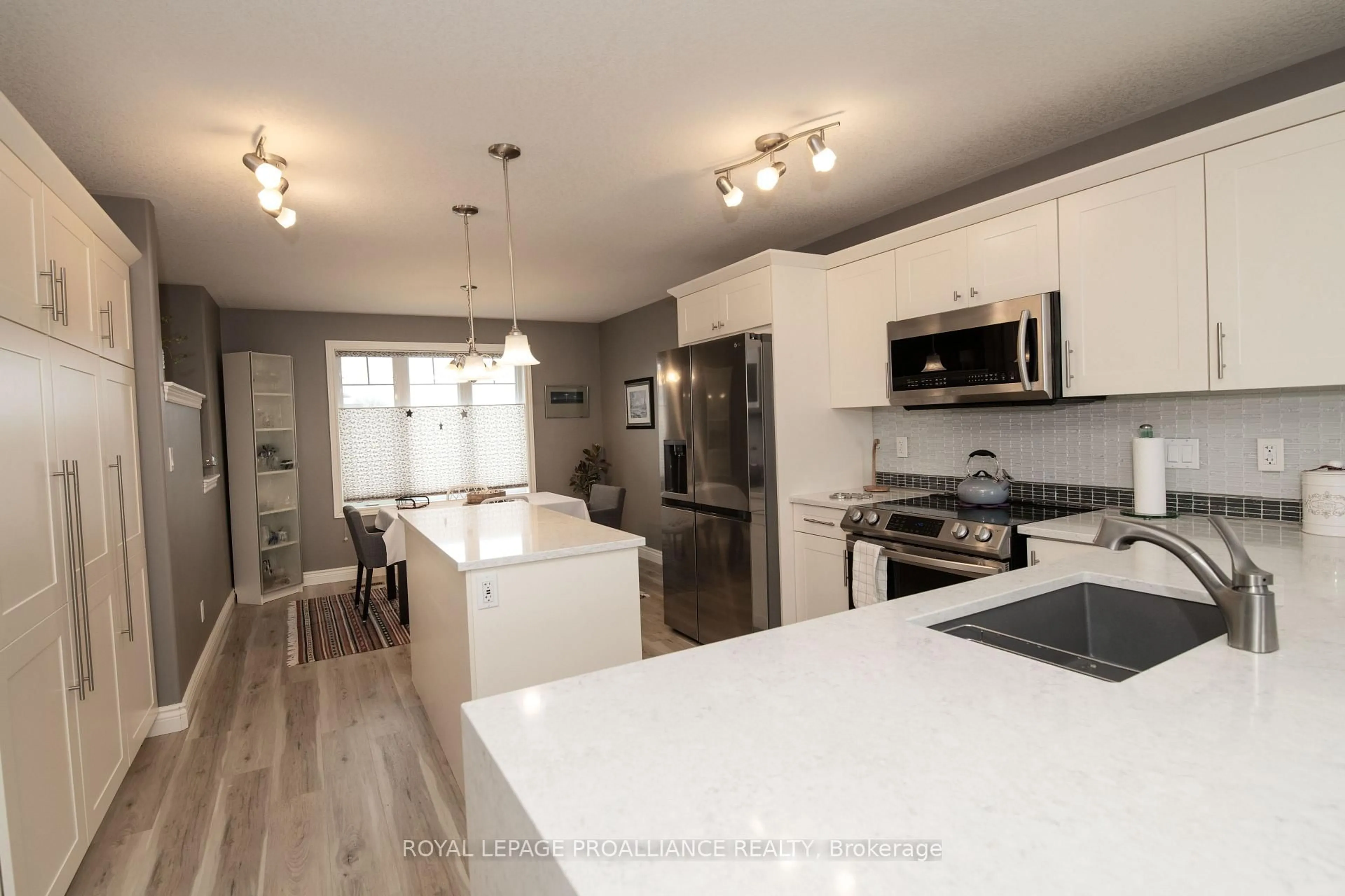 Open concept kitchen, unknown for 28 Butternut Crt, Belleville Ontario K8P 0C5