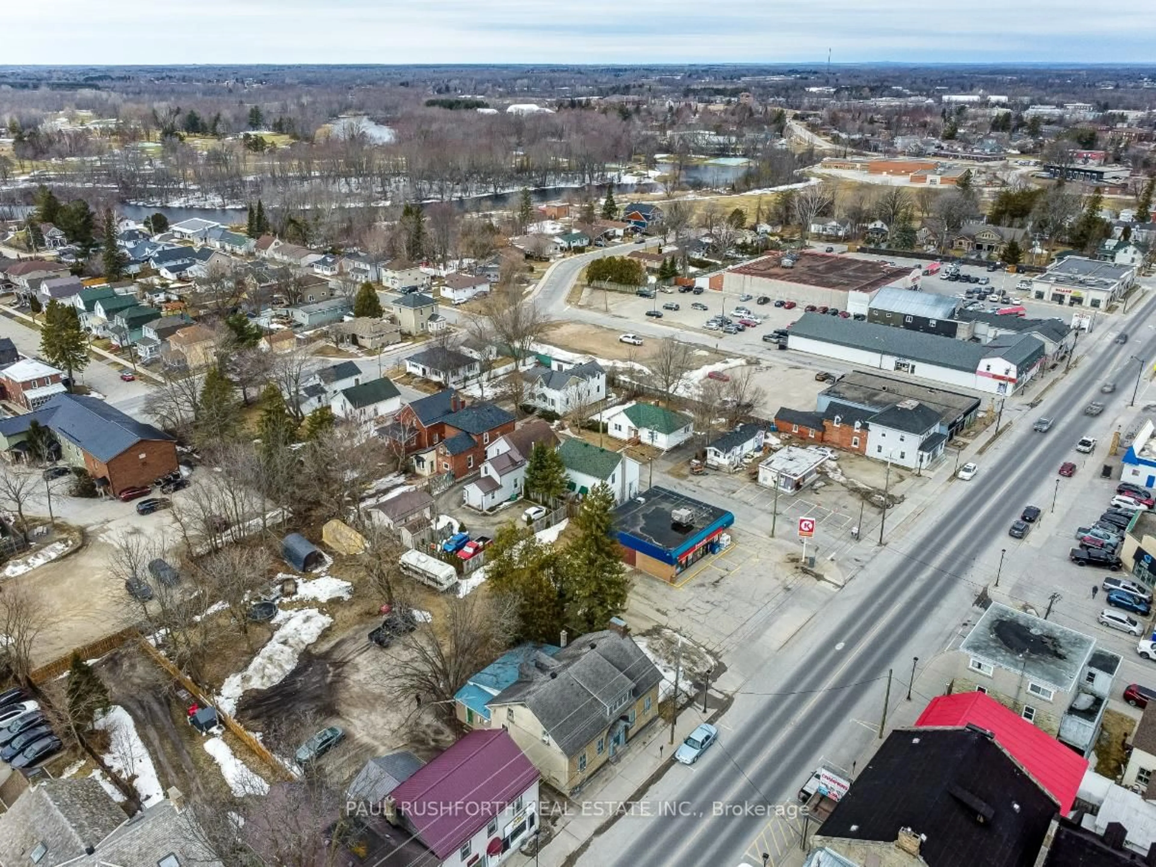 A pic from outside/outdoor area/front of a property/back of a property/a pic from drone, street for 28 Wilson St, Perth Ontario K7H 2M9