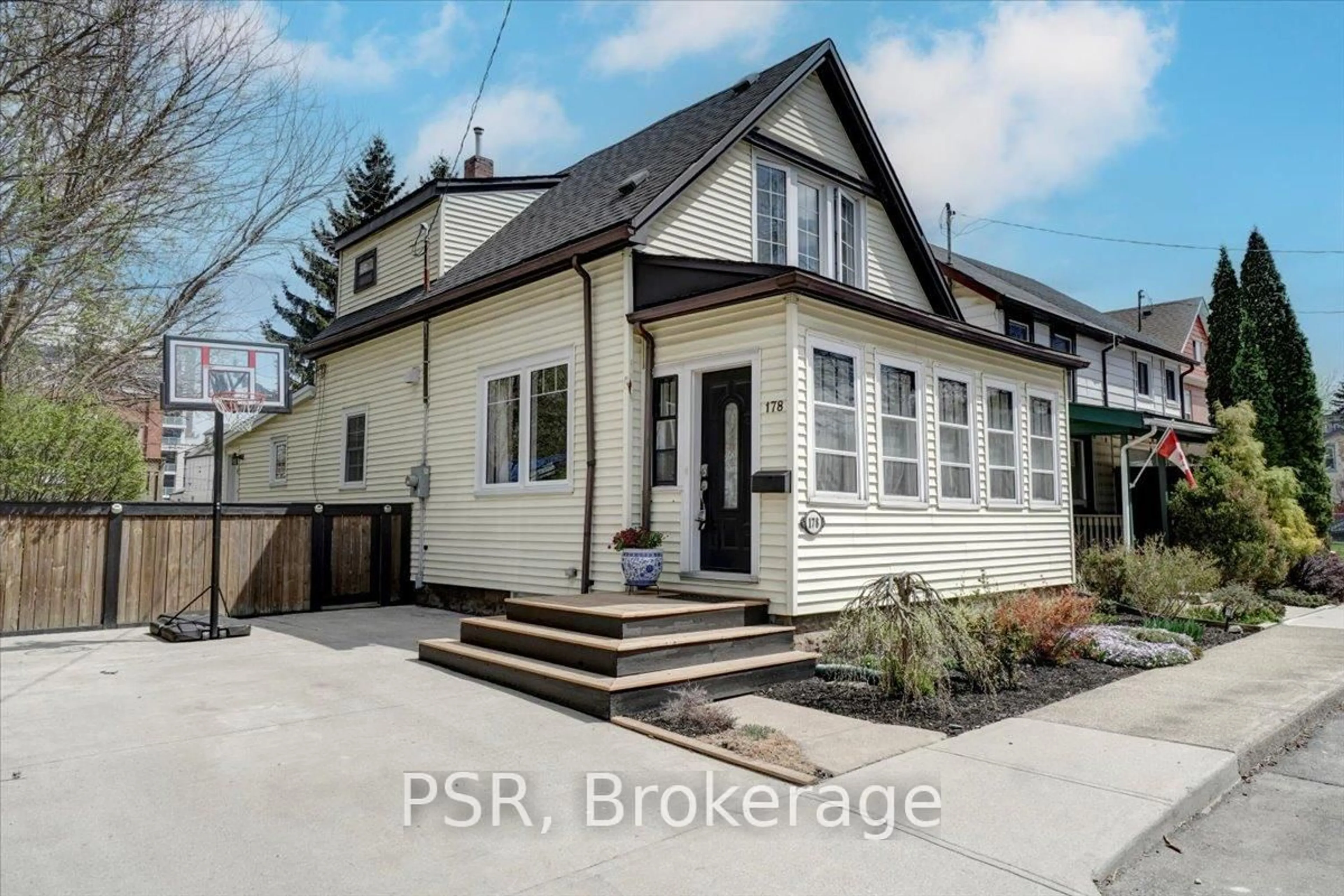 Home with brick exterior material, street for 178 Canada St, Hamilton Ontario L8P 1P6