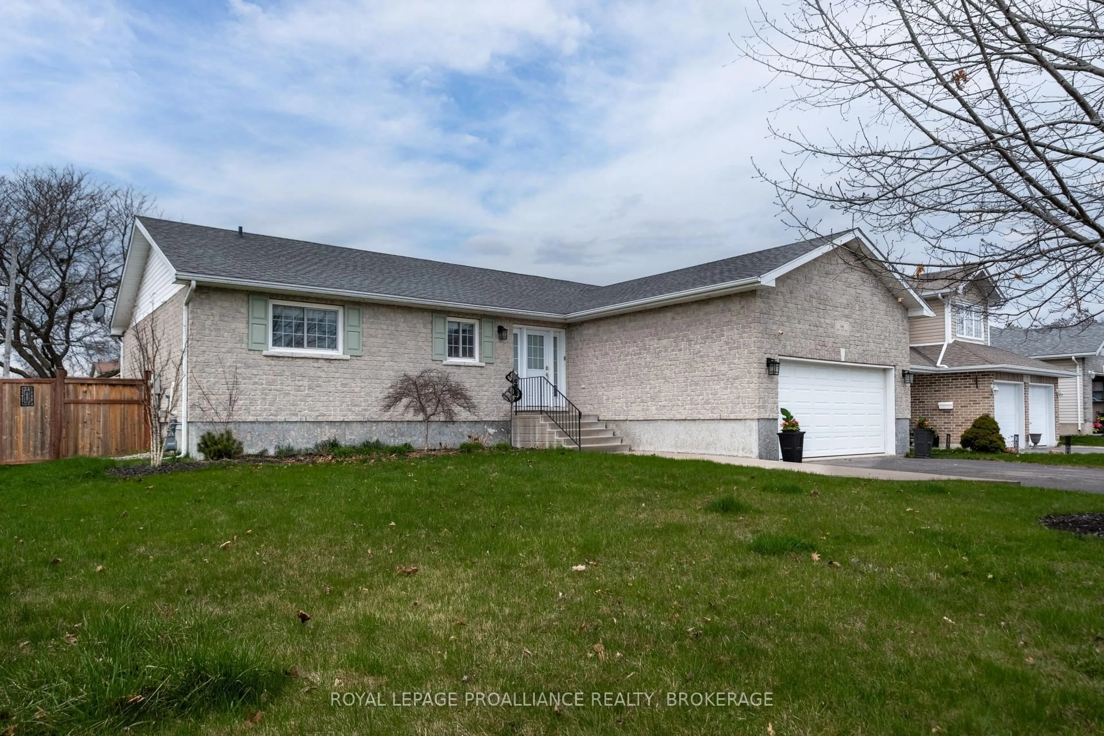 Unknown for 196 Amy Lynn Dr, Loyalist Ontario K7N 2A3
