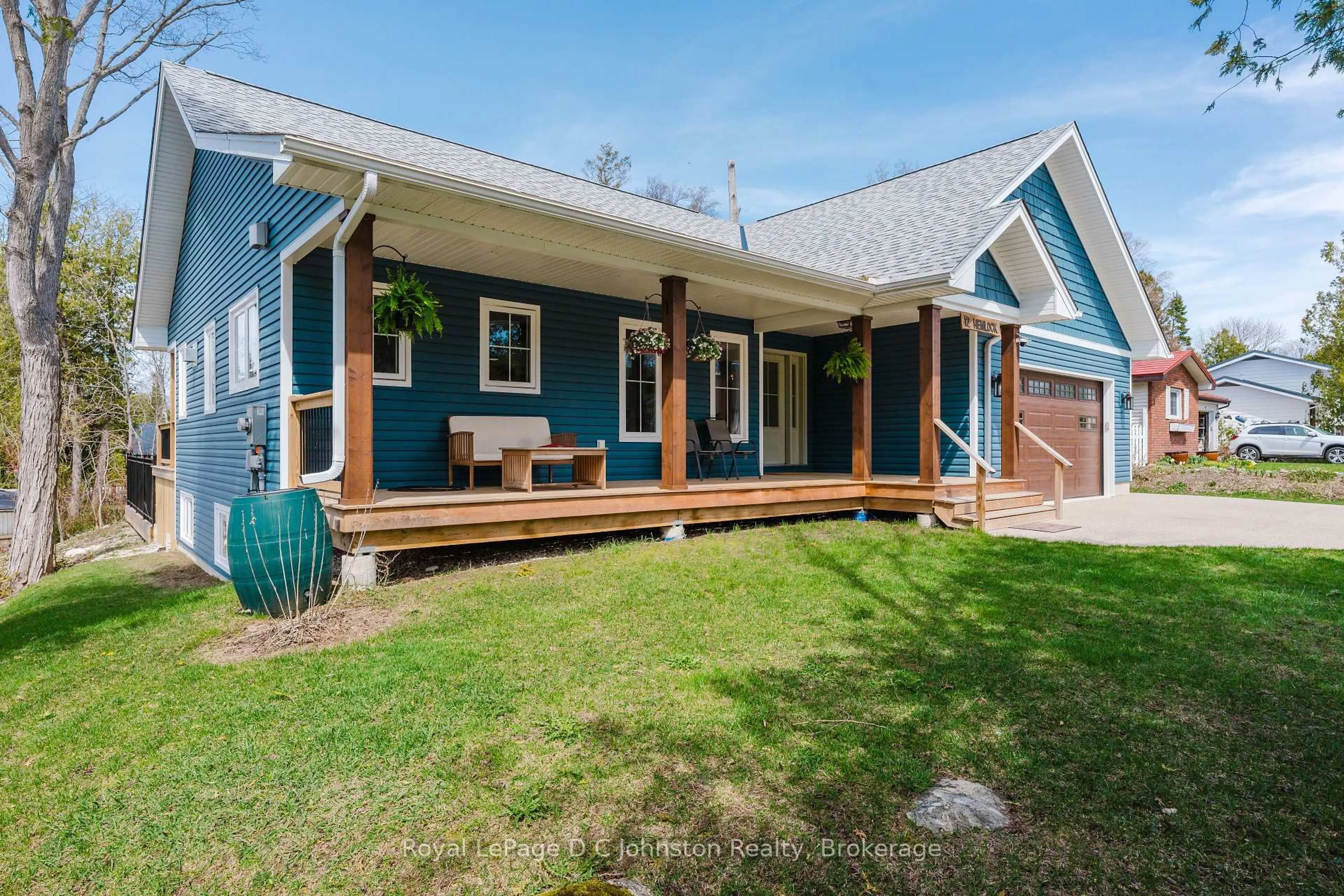 Home with vinyl exterior material, street for 12 Hemlock St, Saugeen Shores Ontario N0H 2L0