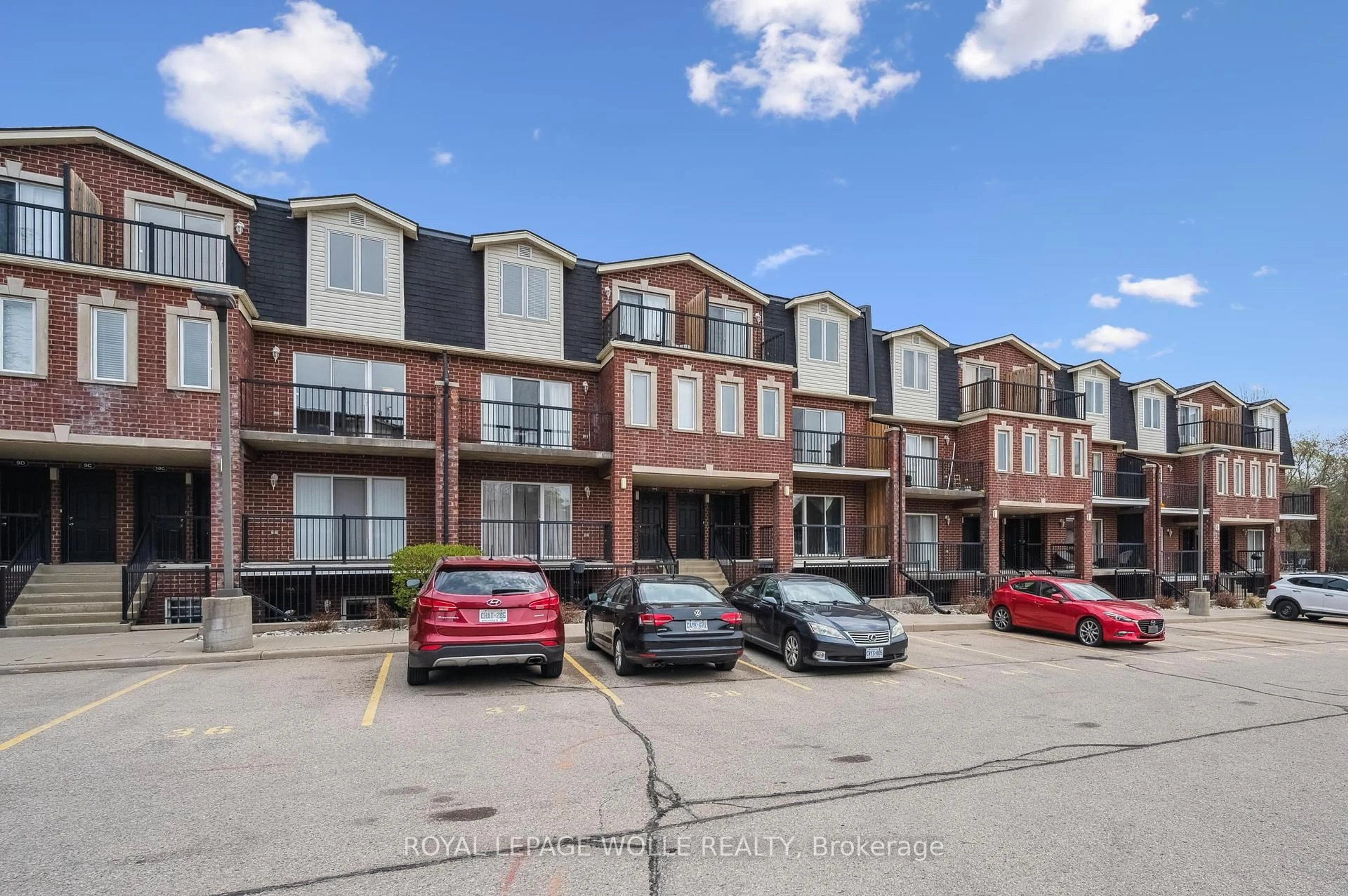A pic from outside/outdoor area/front of a property/back of a property/a pic from drone, street for 45 Cedarhill Cres #12D, Kitchener Ontario N2E 0A2