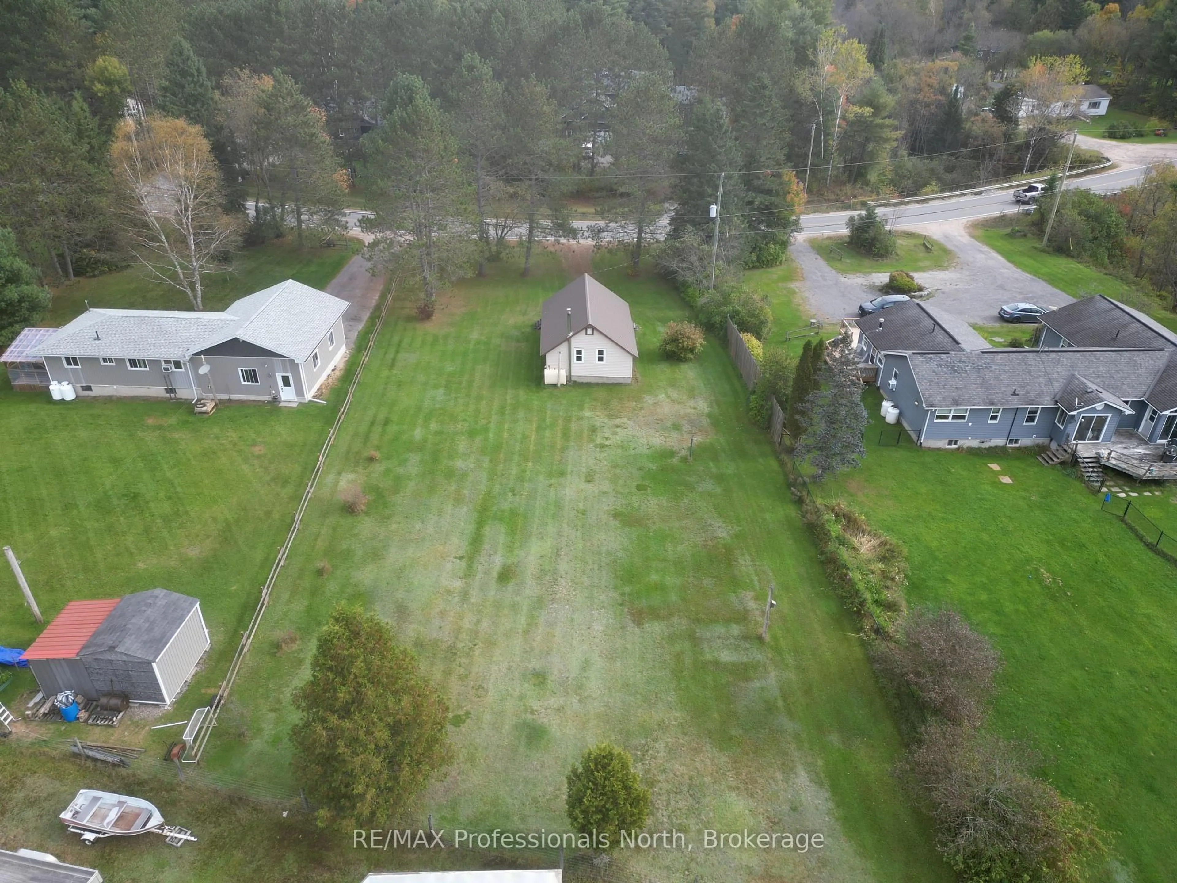 A pic from outside/outdoor area/front of a property/back of a property/a pic from drone, unknown for 449 Bobcaygeon Rd, Minden Hills Ontario K0M 2K0