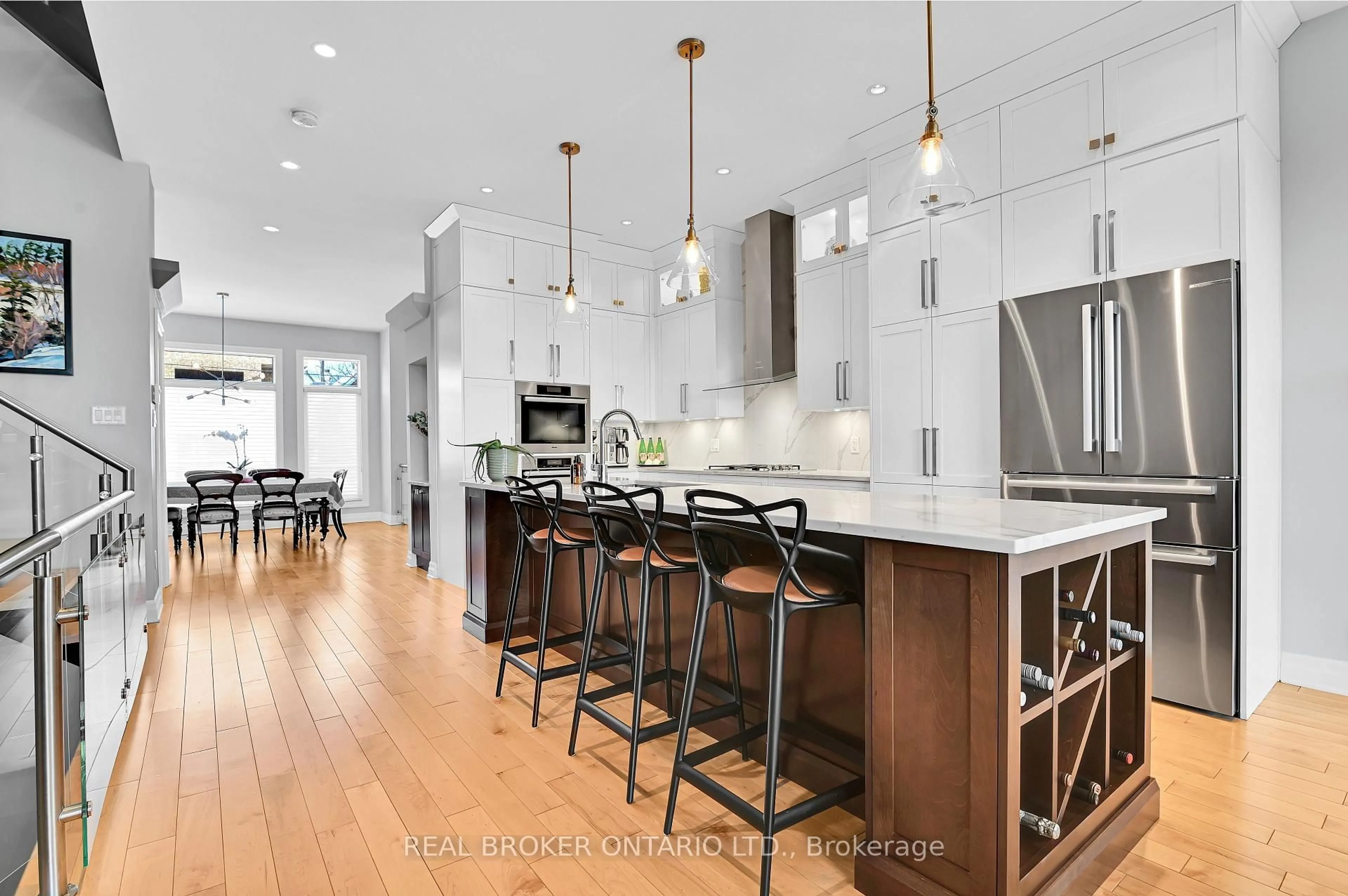 Open concept kitchen, unknown for 190 Hopewell Ave, Ottawa Ontario K1Z 2Z5