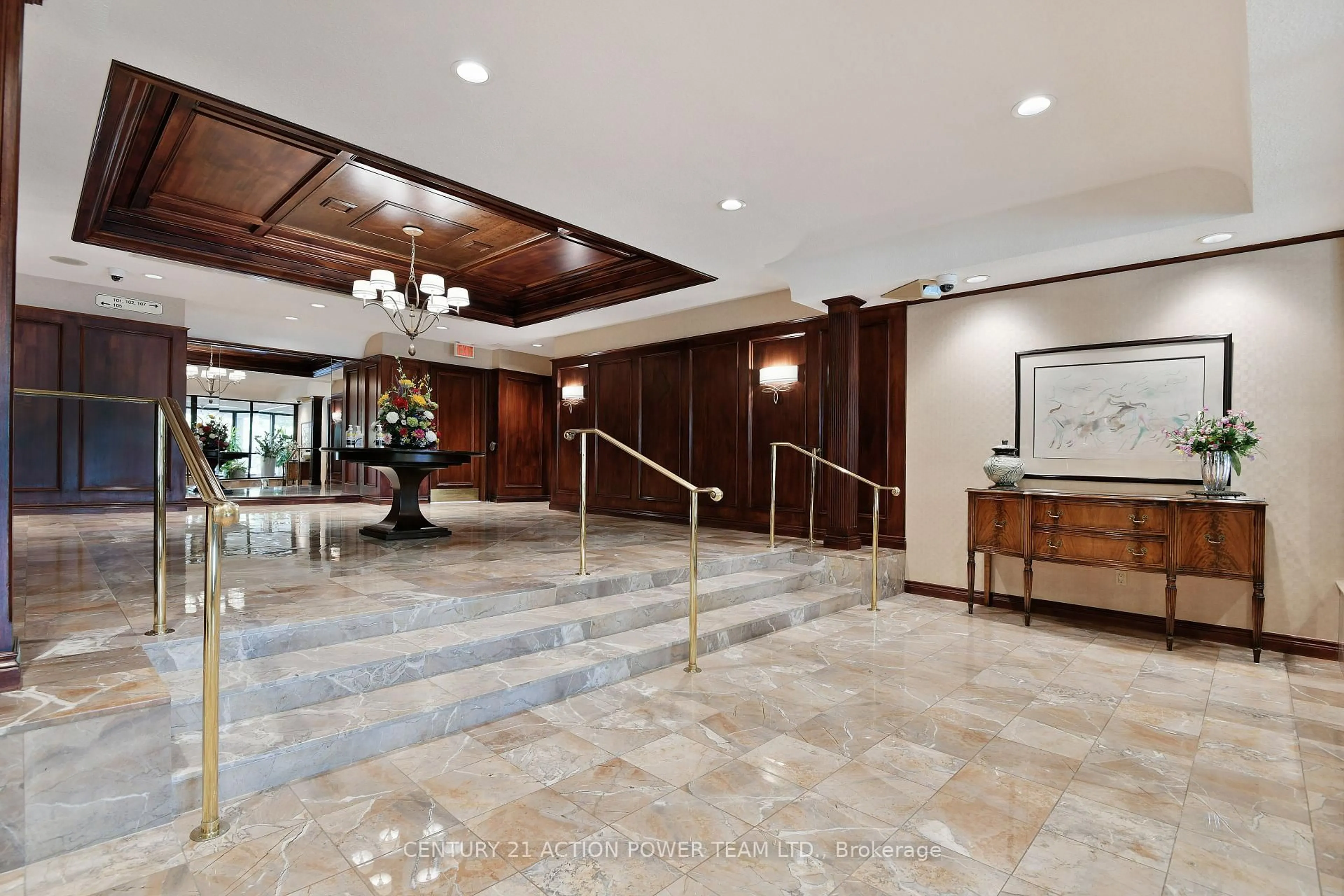 Lobby for 1510 Riverside Dr #PH2804, Ottawa Ontario K1G 4X5