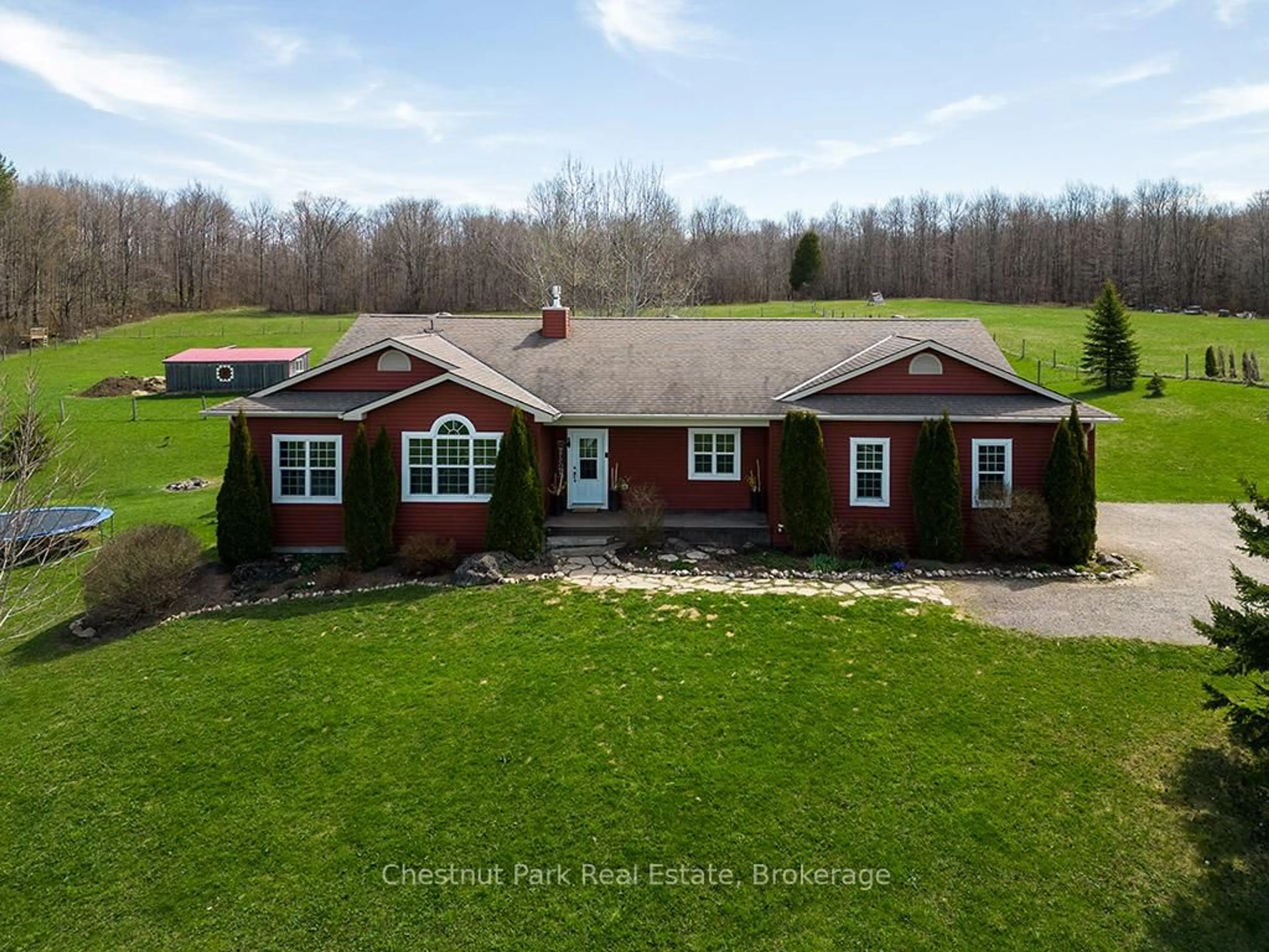 A pic from outside/outdoor area/front of a property/back of a property/a pic from drone, building for 596481 Concession 10 N/A, Chatsworth Ontario N0H 1R0