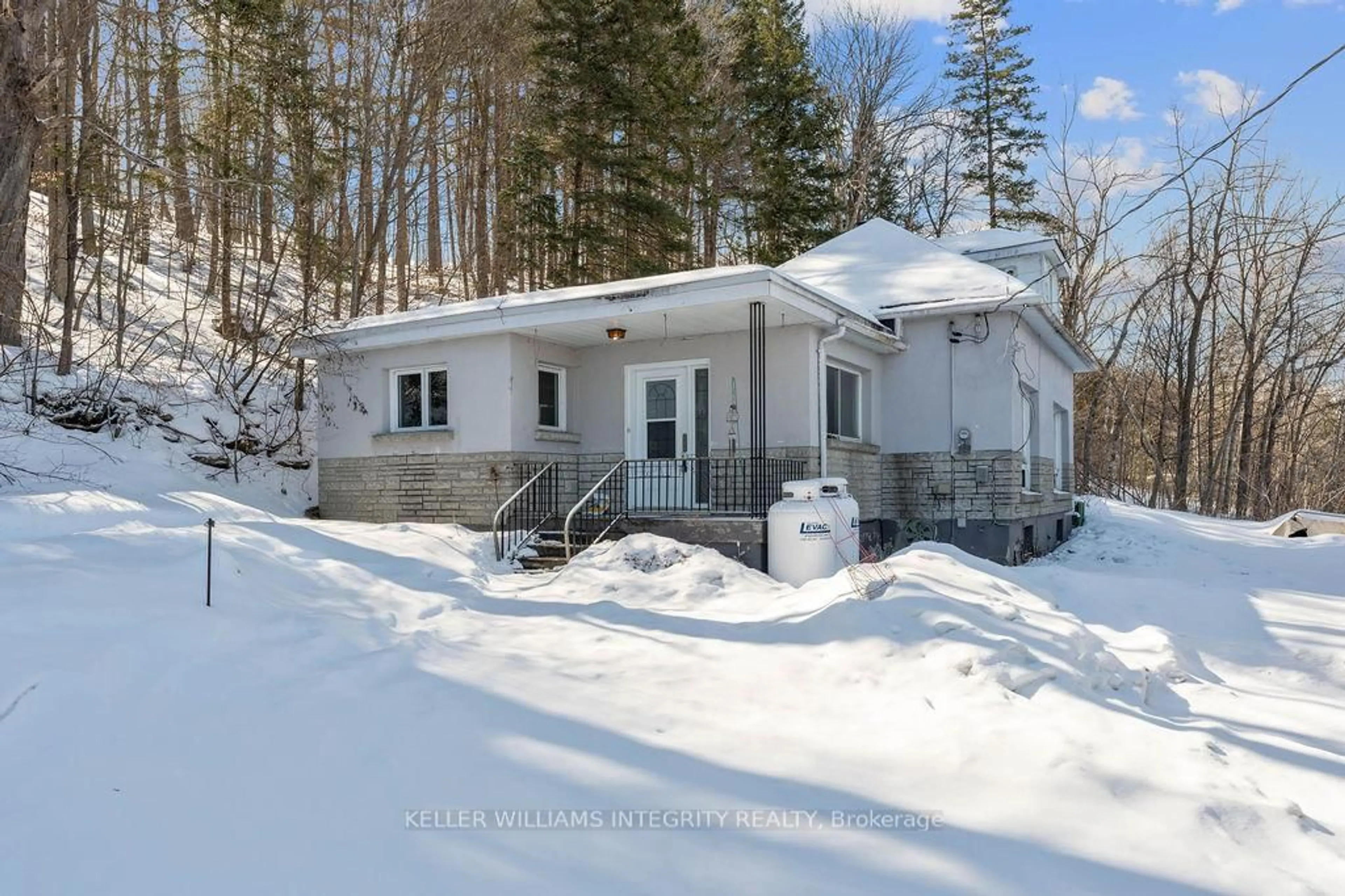 Unknown for 3722 St Joseph Blvd, Ottawa Ontario K4A 0Z5