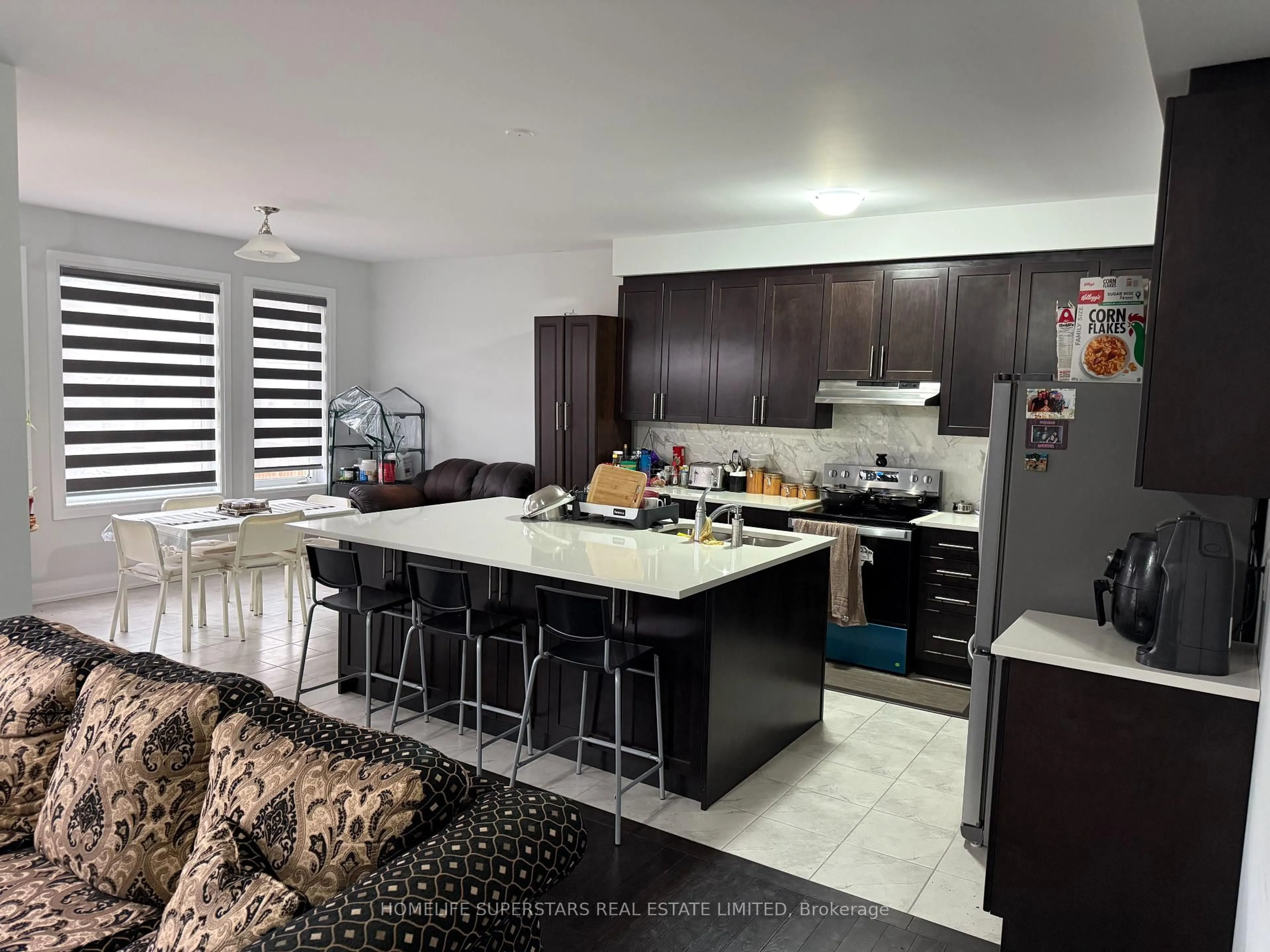 Open concept kitchen, unknown for 795 Queenston Blvd, Woodstock Ontario N4T 0N1
