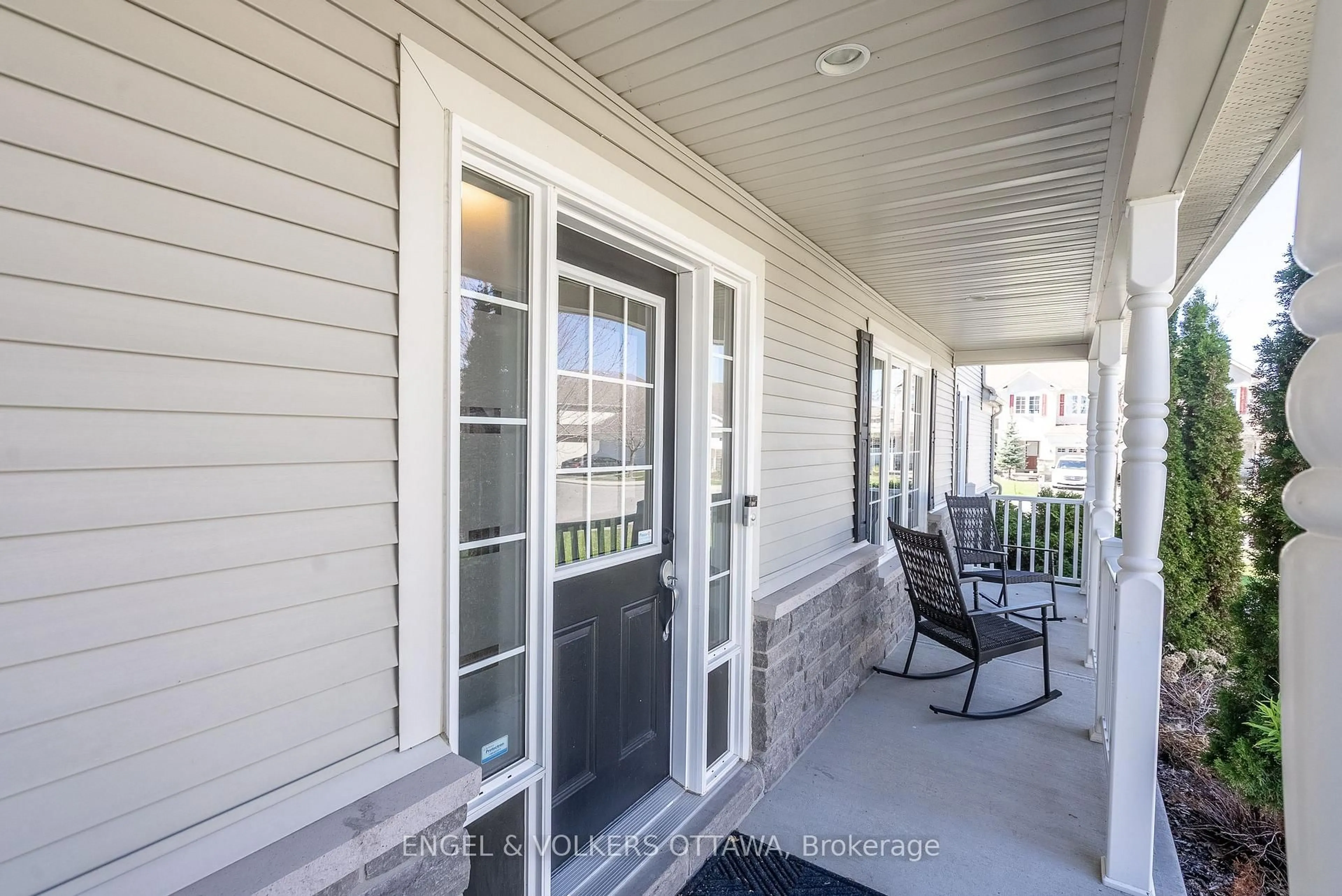 Unknown for 2635 Half Moon Bay Rd, Ottawa Ontario K2J 0Y9
