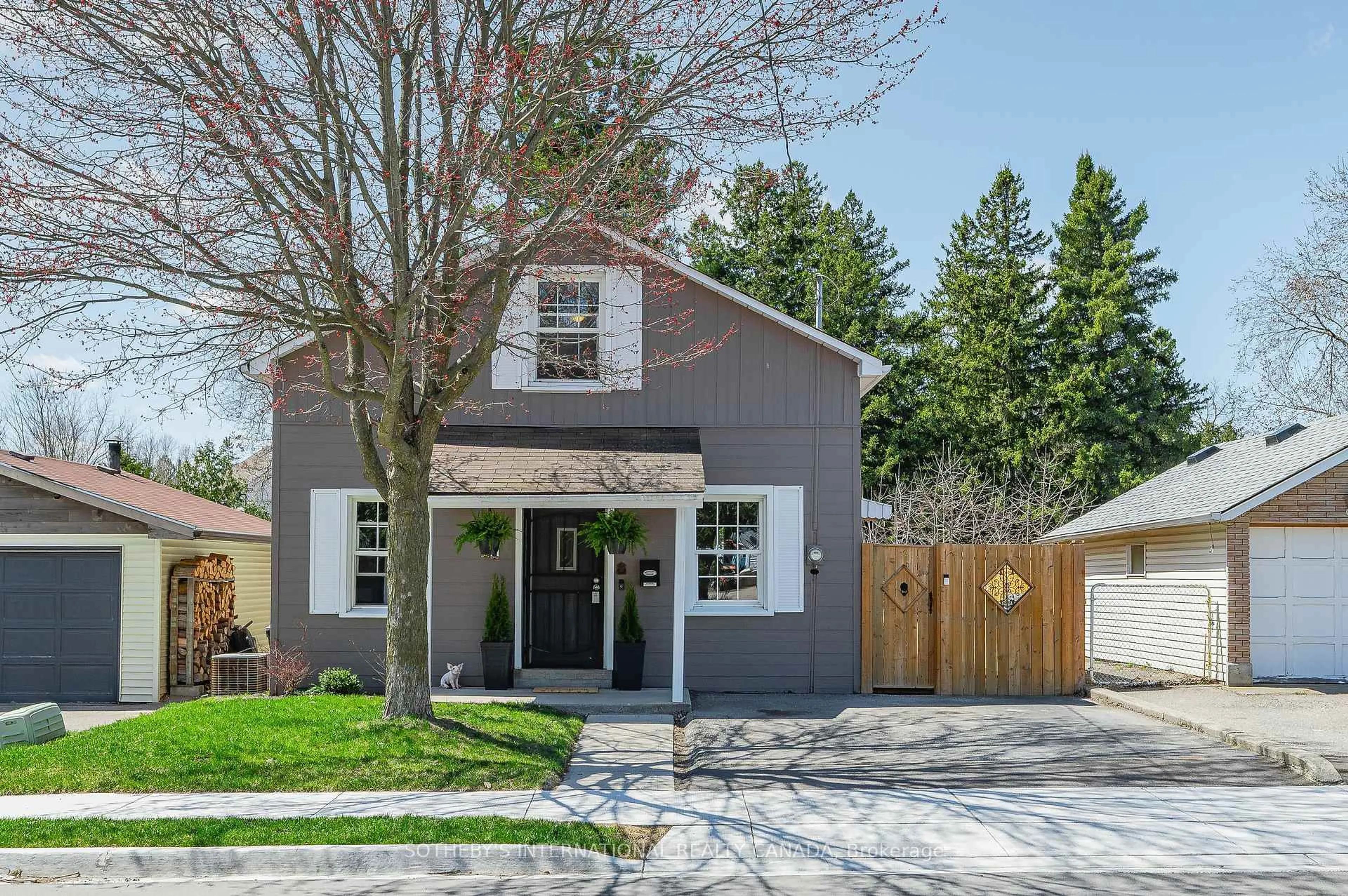 Home with brick exterior material, street for 80 Elgin St, Cambridge Ontario N1R 5H3