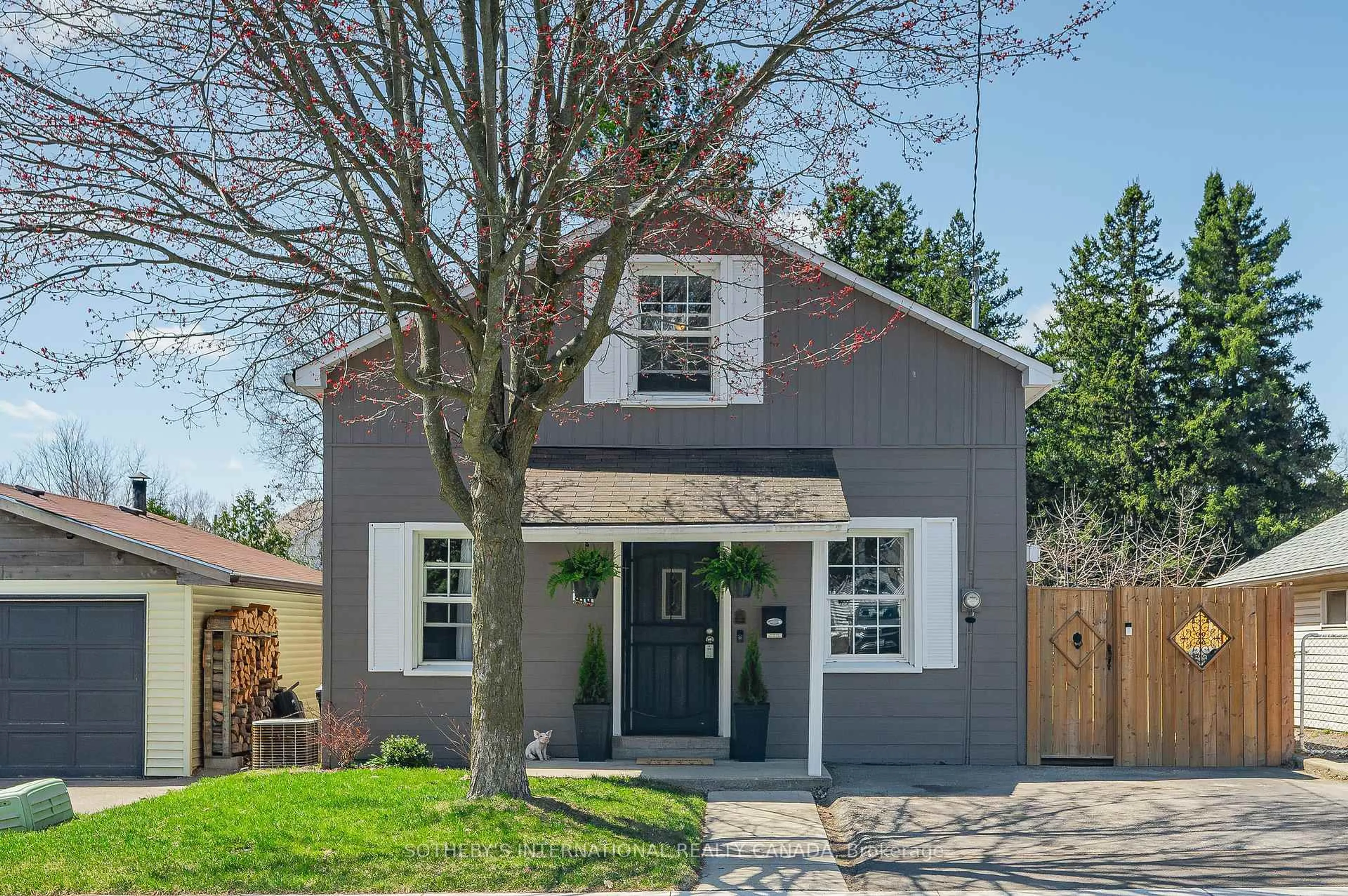 Home with brick exterior material, street for 80 Elgin St, Cambridge Ontario N1R 5H3