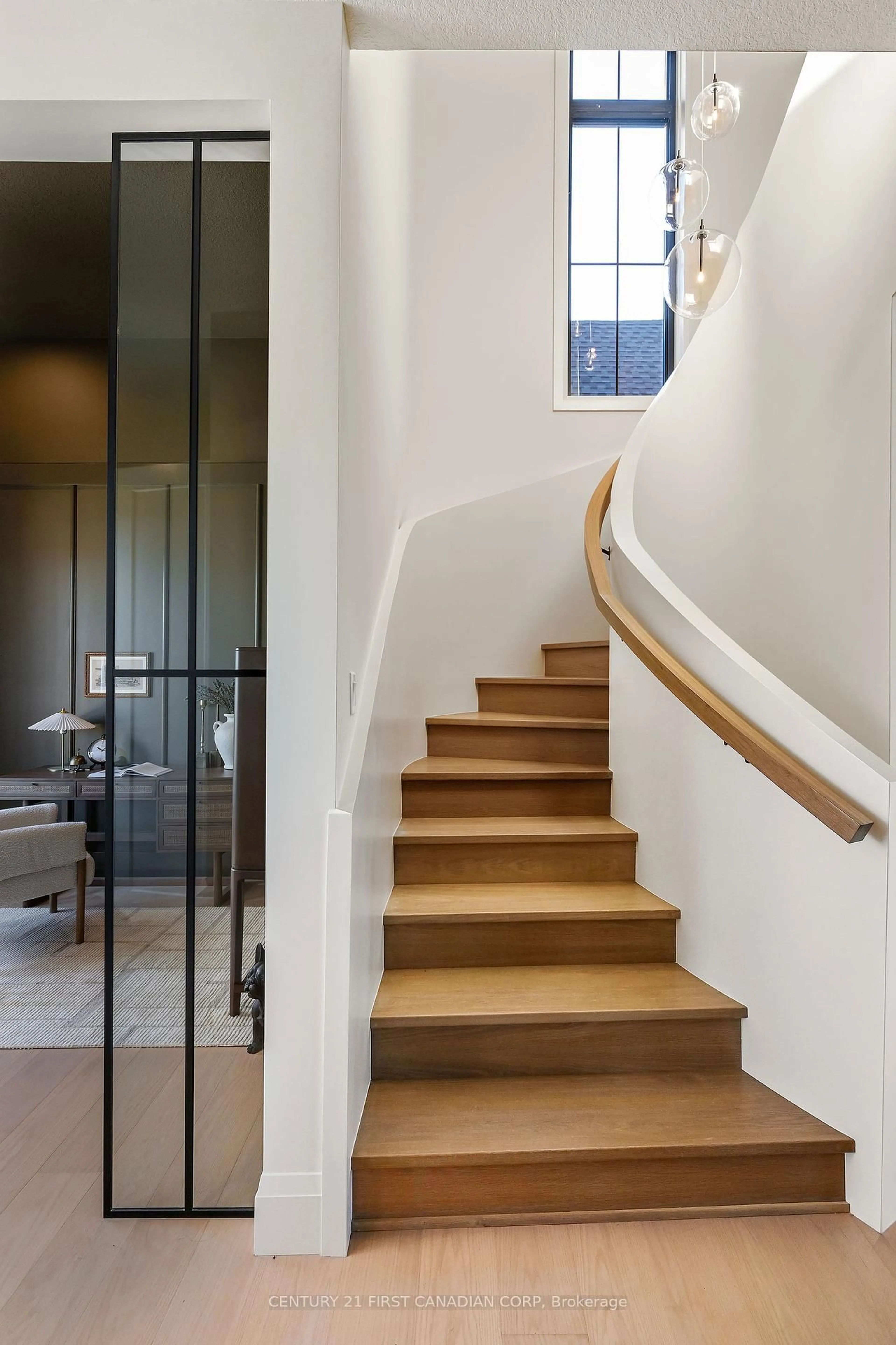 Stairs for 240 FOXBOROUGH Pl, Thames Centre Ontario N0M 2P0