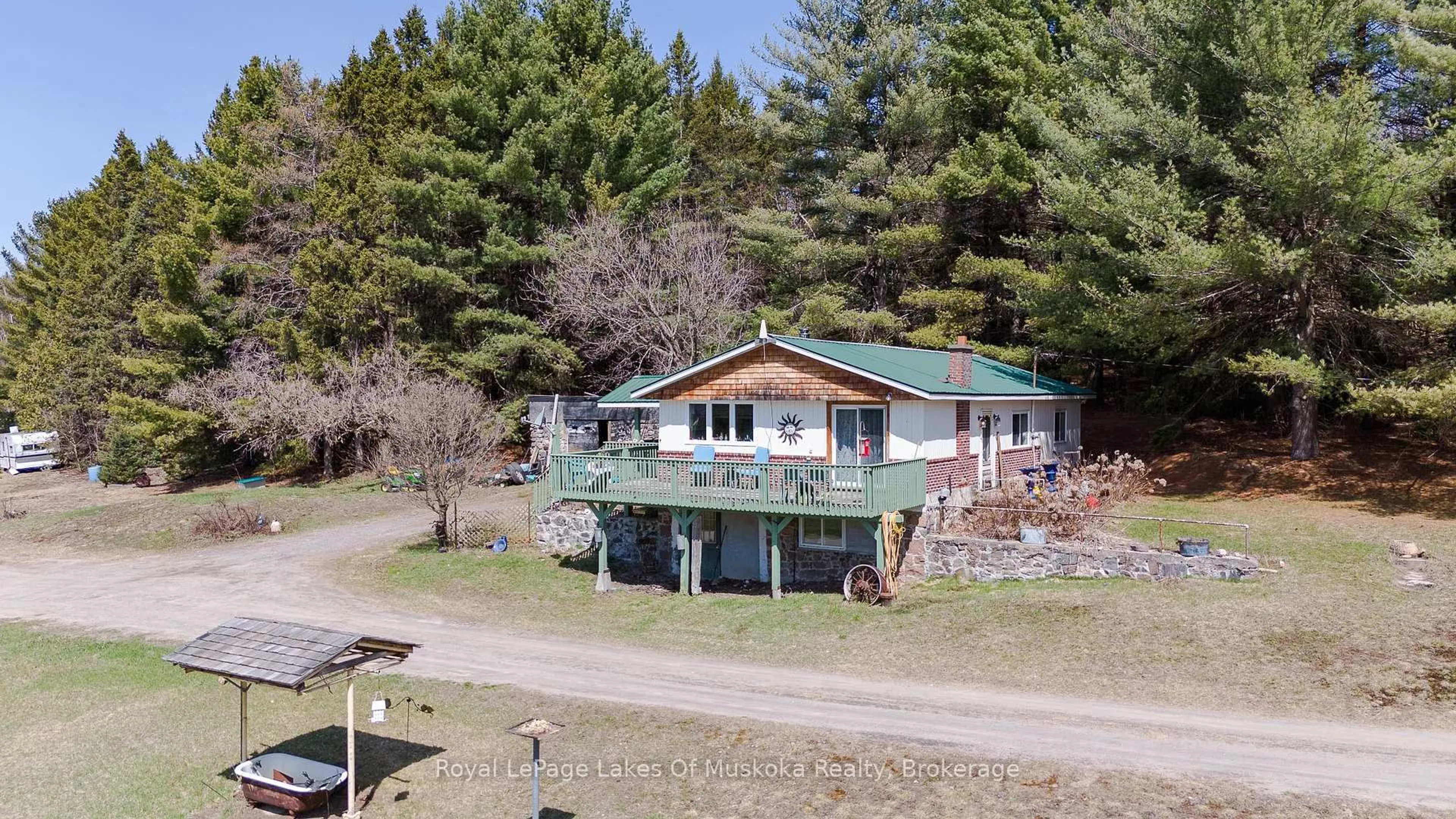 A pic from outside/outdoor area/front of a property/back of a property/a pic from drone, unknown for 404 Stisted Rd, Ryerson Ontario P0A 1C0