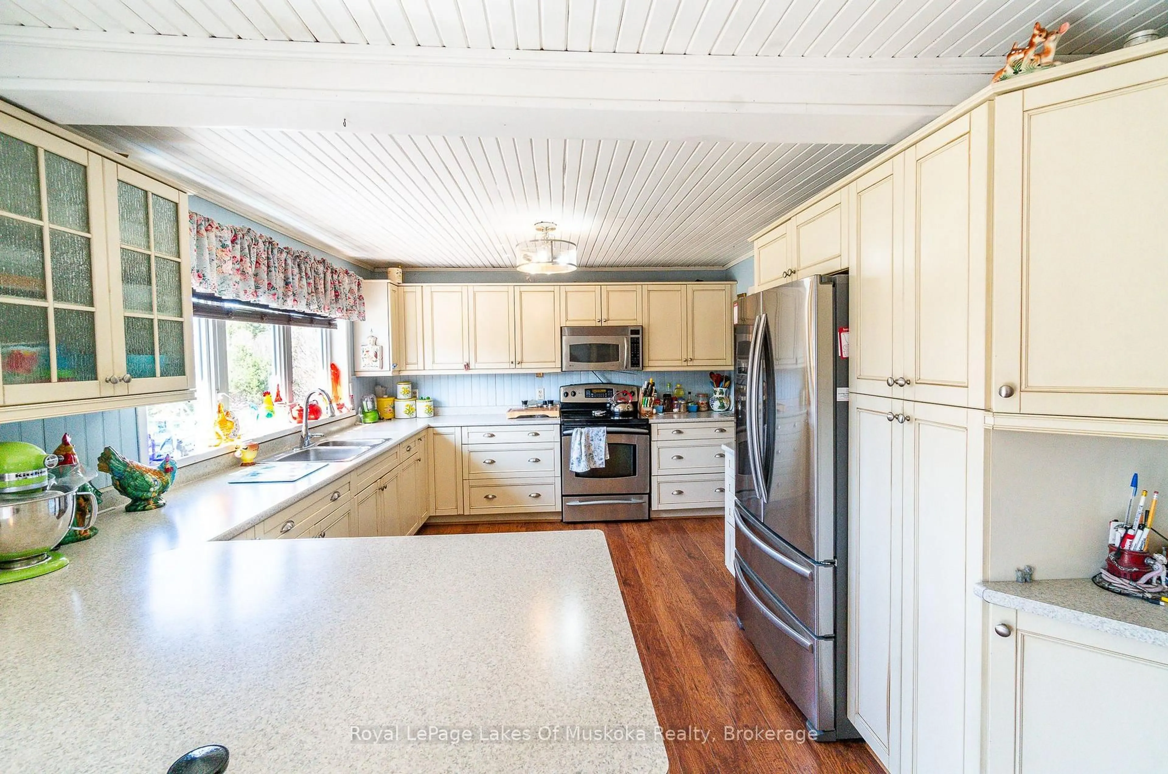 Open concept kitchen, unknown for 404 Stisted Rd, Ryerson Ontario P0A 1C0
