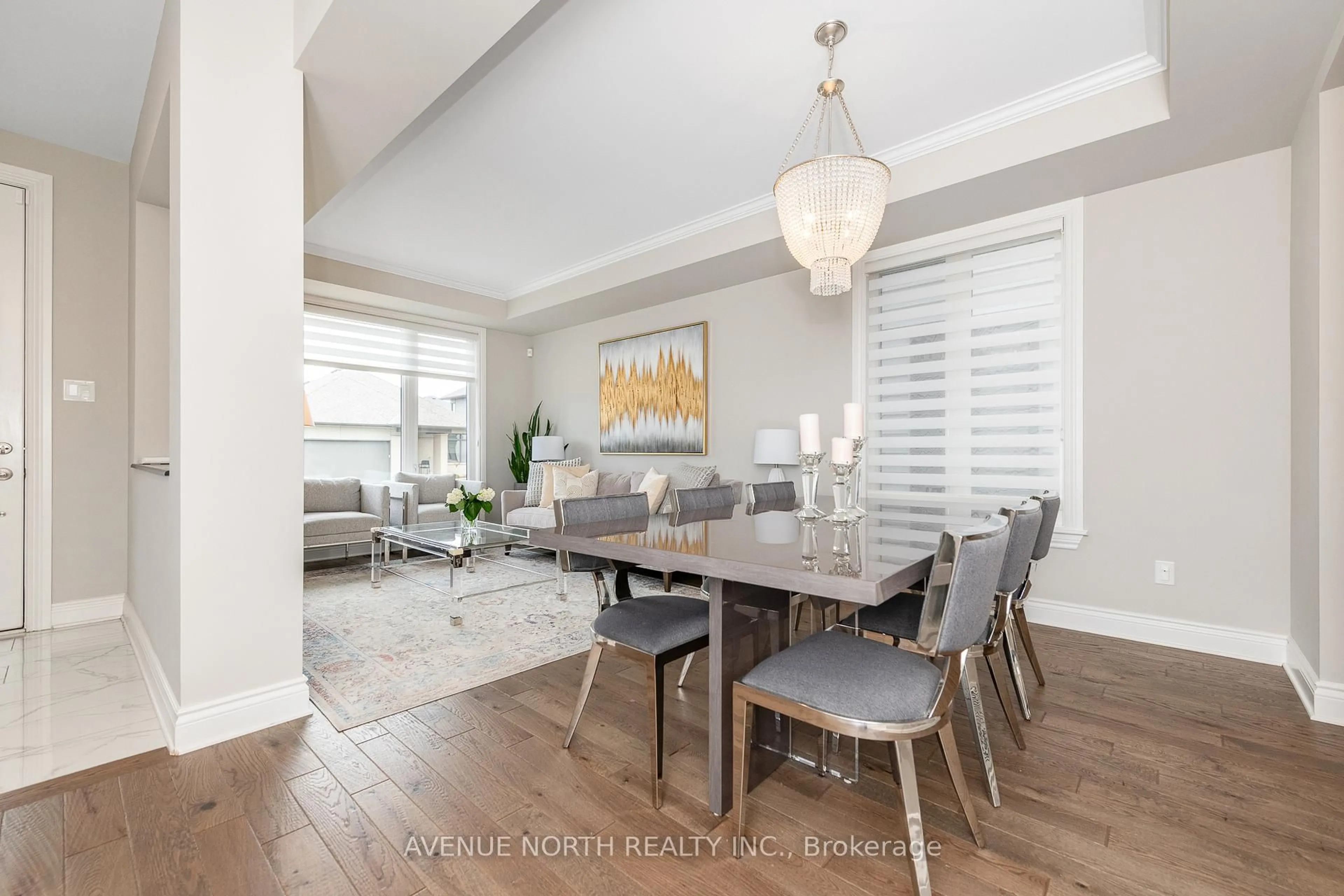 Dining room, unknown for 713 Carnelian Cres, Ottawa Ontario K1X 0A9