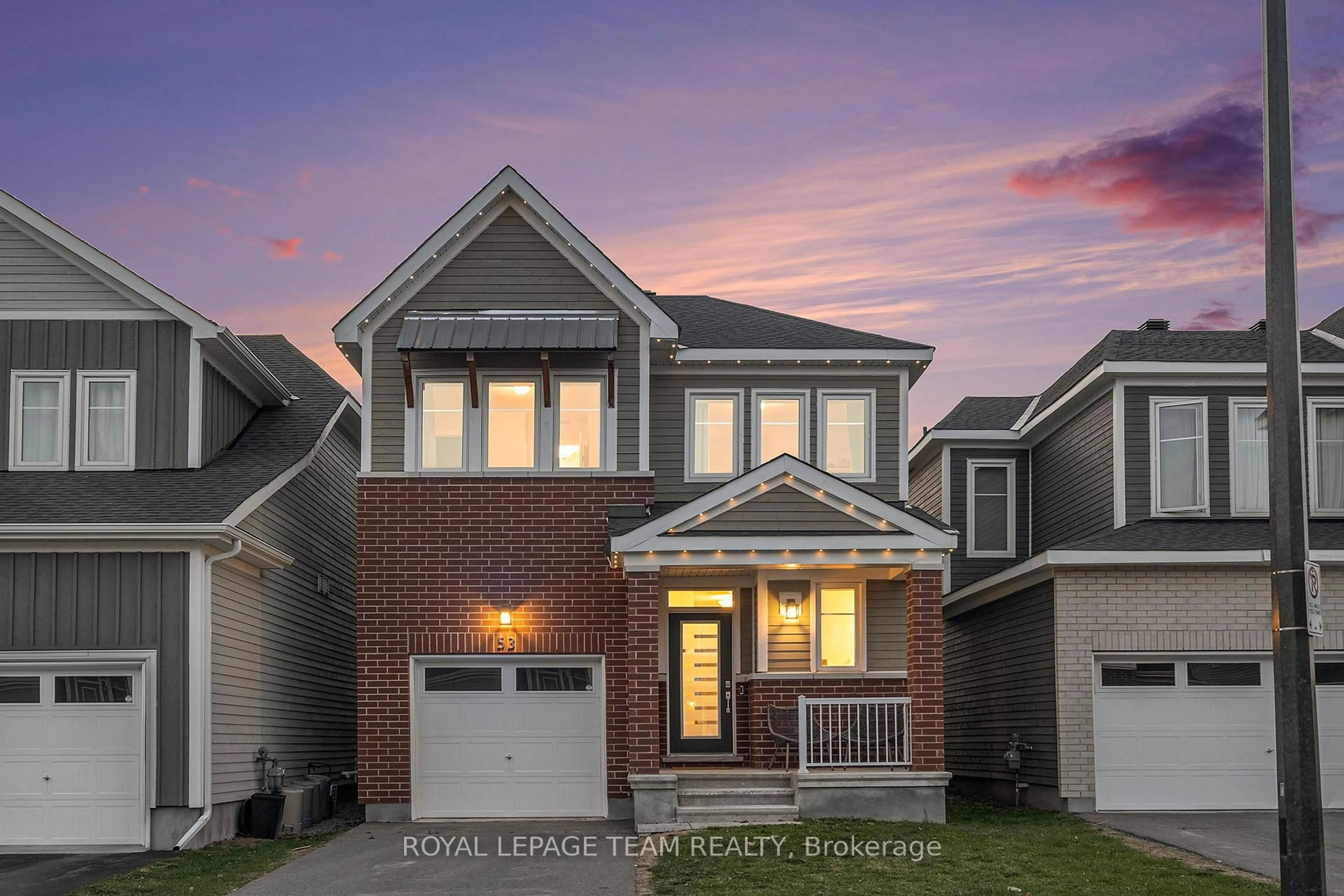 Home with brick exterior material, street for 53 Pelham Cres, Richmond Ontario K0A 2Z0