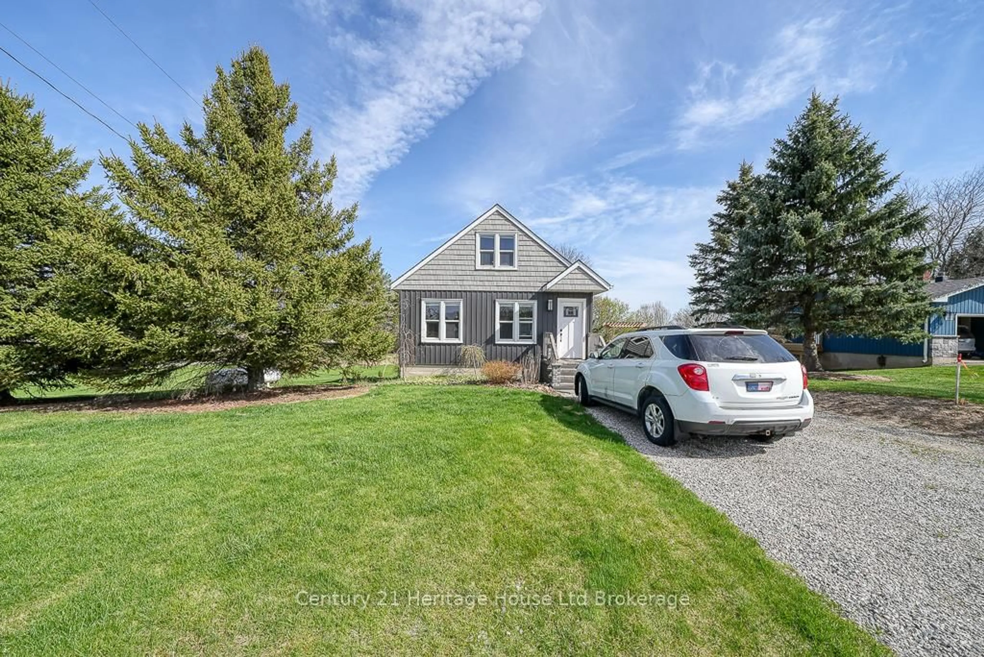 A pic from outside/outdoor area/front of a property/back of a property/a pic from drone, street for 484820 Sweaburg Rd, South-West Oxford Ontario N4S 7V6