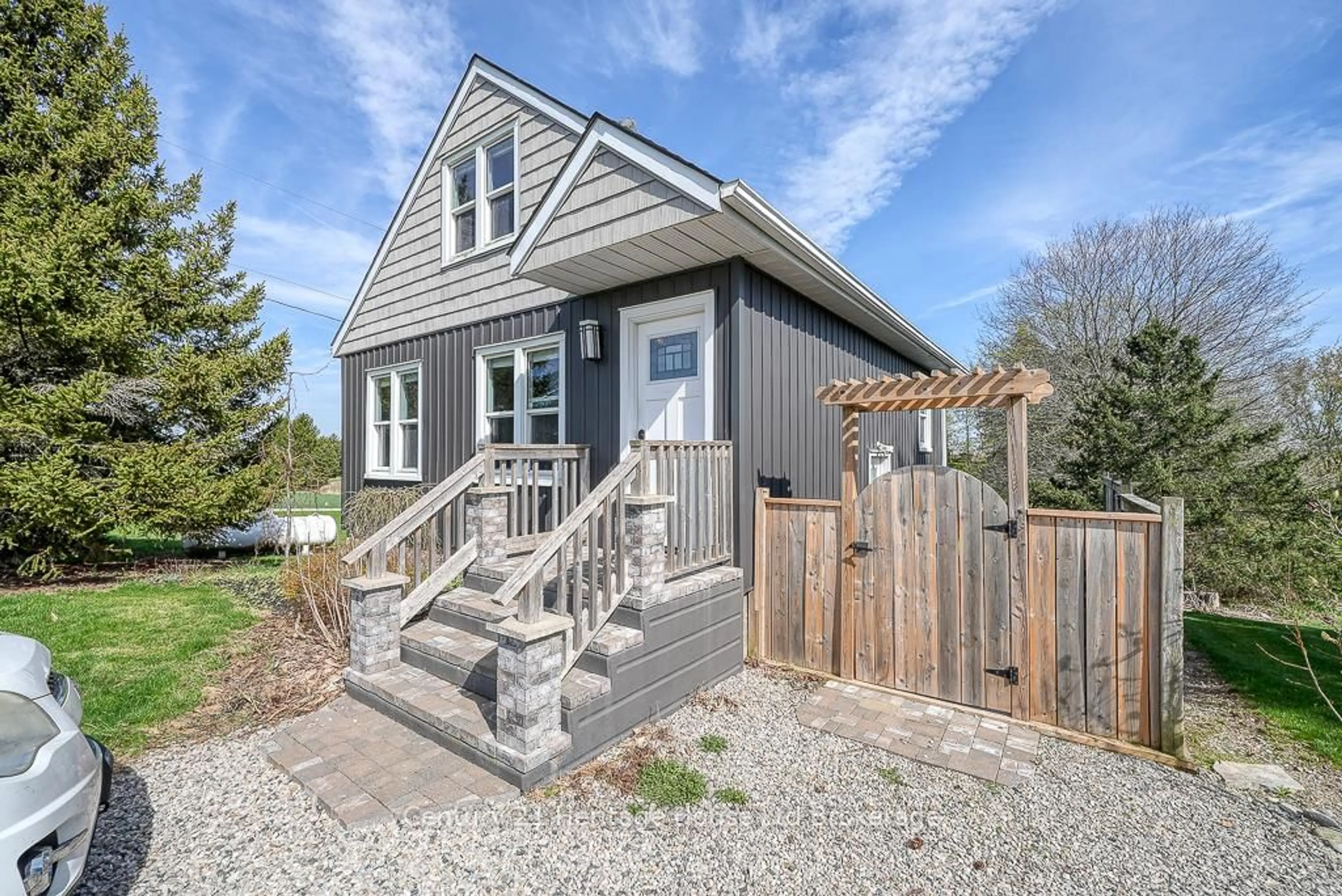 Shed for 484820 Sweaburg Rd, South-West Oxford Ontario N4S 7V6