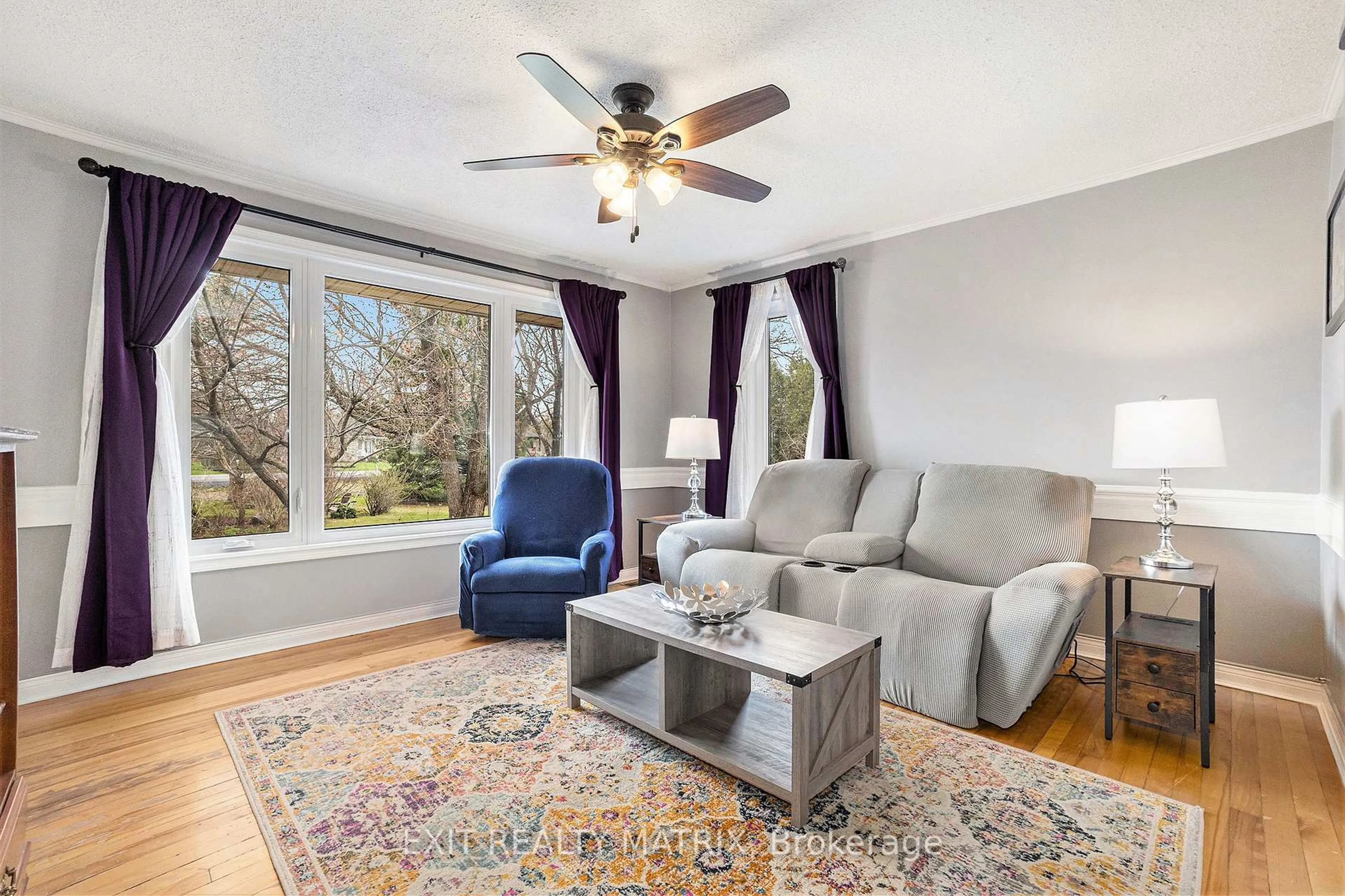 Living room with furniture, unknown for 1250 Route 500 Rte, The Nation Ontario K0A 1M0