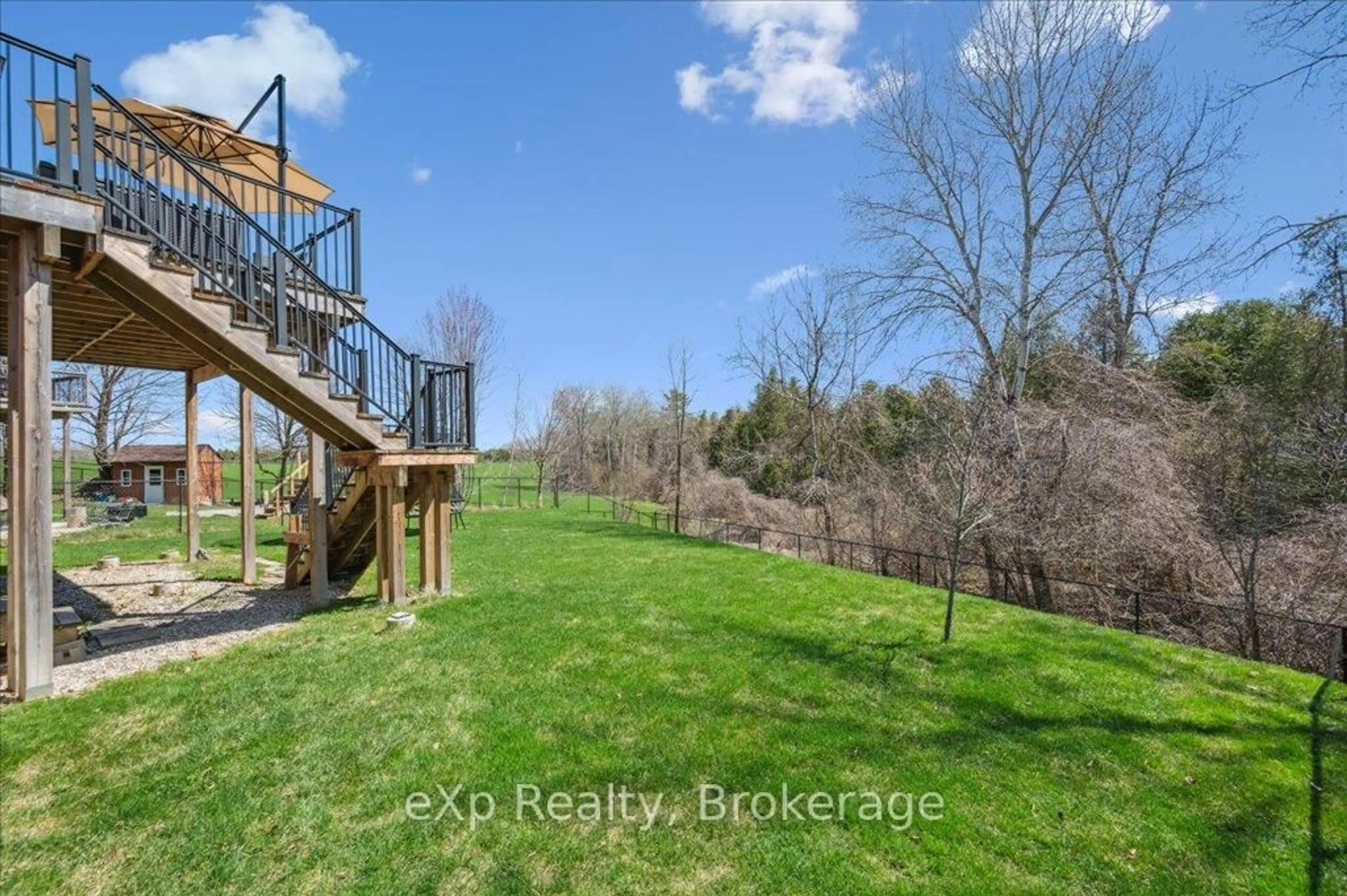 A pic from outside/outdoor area/front of a property/back of a property/a pic from drone, water/lake/river/ocean view for 29 Norton Dr, Guelph Ontario N1E 7L1