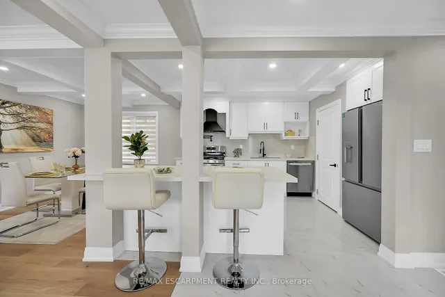 Additional property image - 9 Faircourt Dr