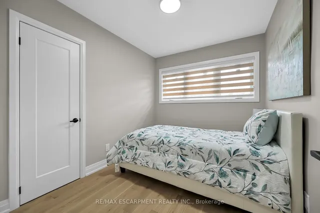 Additional property image - 9 Faircourt Dr
