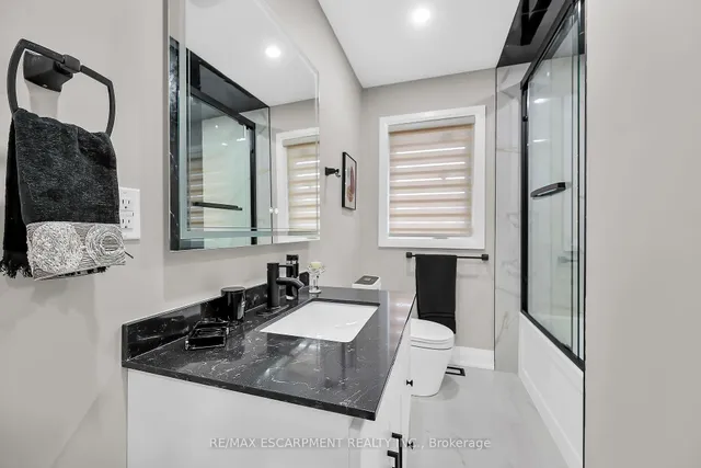 Additional property image - 9 Faircourt Dr