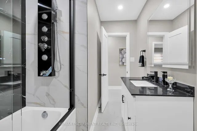 Additional property image - 9 Faircourt Dr
