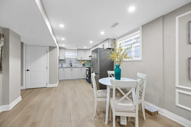 Additional property image - 9 Faircourt Dr