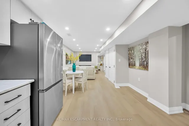 Additional property image - 9 Faircourt Dr