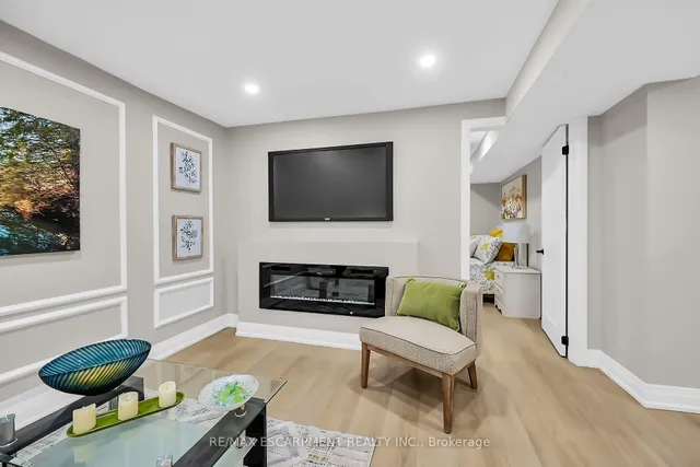 Additional property image - 9 Faircourt Dr