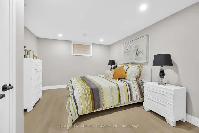 Additional property image - 9 Faircourt Dr